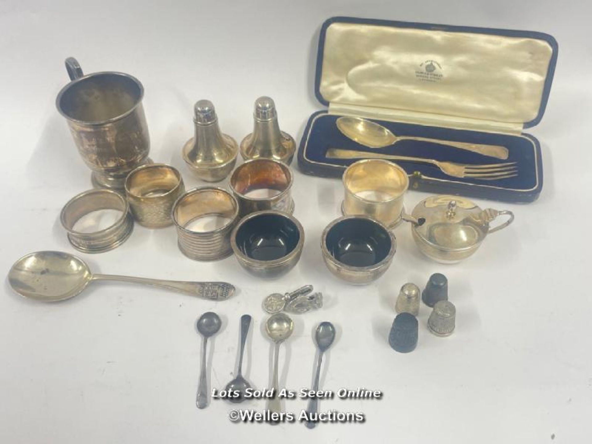 ASSORTED ANTIQUE STERLING SILVER INCLUDING MAPPIN & WEBB CHILDS SPOON & FORK SET, TROPHY CUP DATED