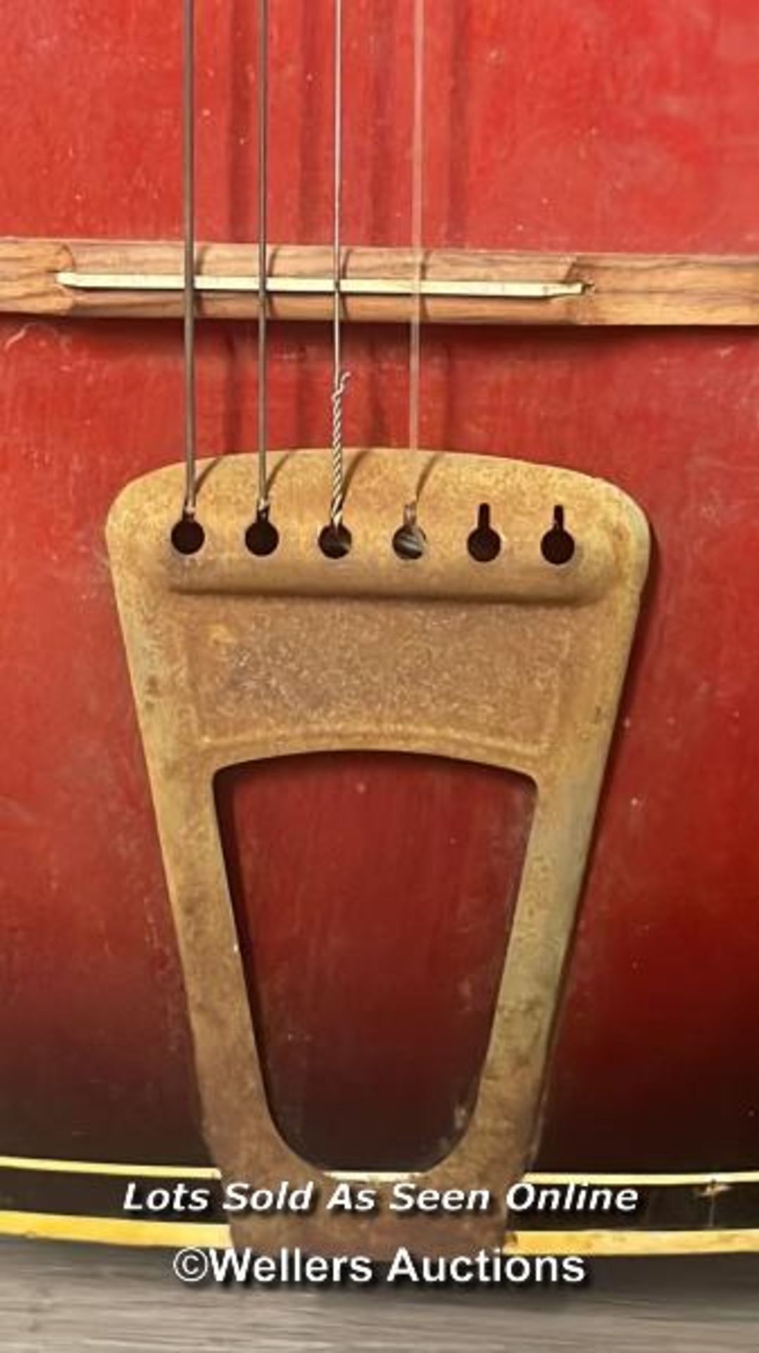 GALLOTONE CHAMPION 3/4 SIZE (MID-1950S) SIX STRING GUITAR MADE BY THE GALLO COMPANY OF SOUTH AFRICA. - Image 4 of 6