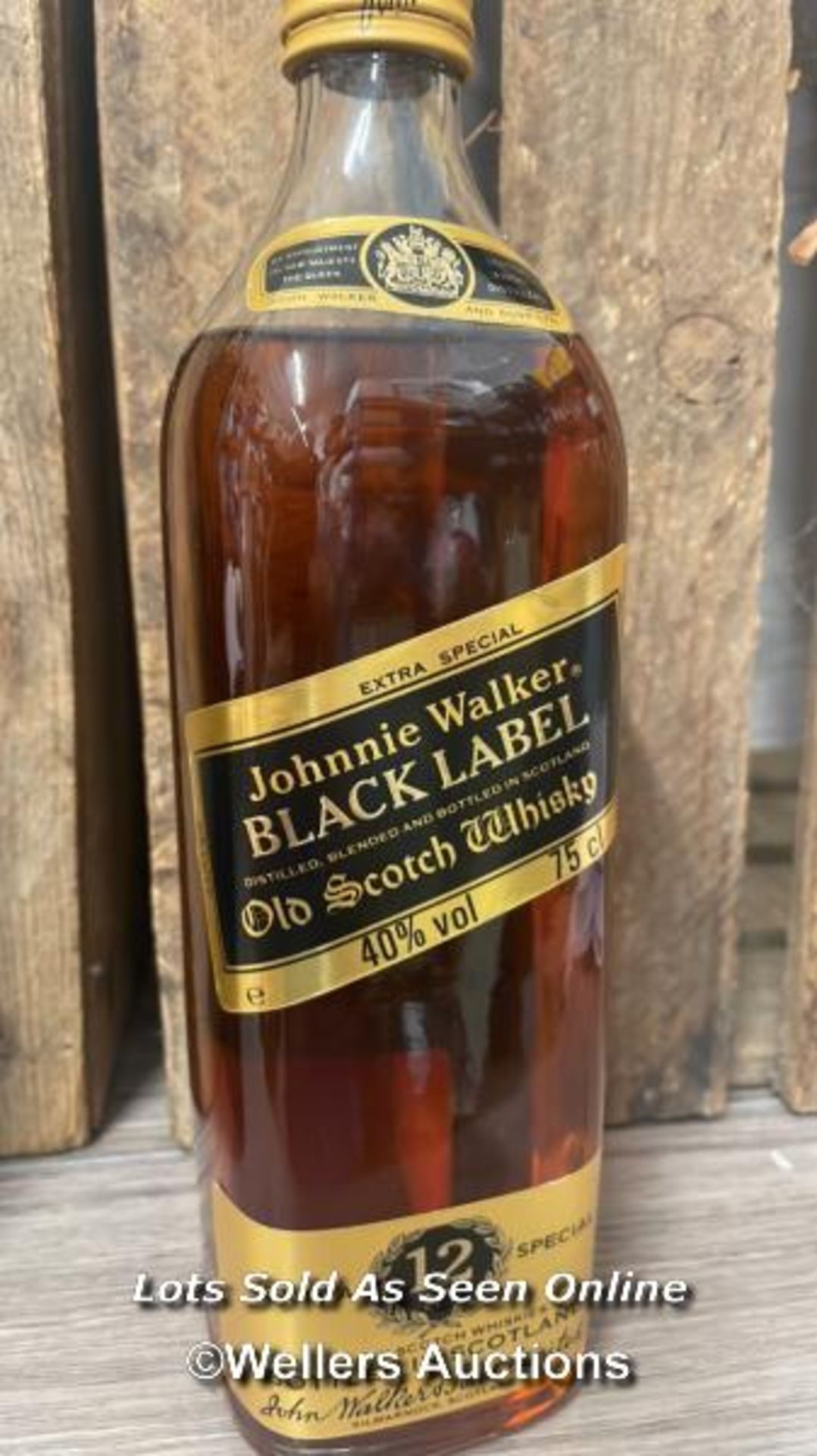 JOHNNIE WALKER BLACK LABEL 12 YEAR OLD OLD SCOTCH WHISKY, 40% VOL, 75CL, BOXED - Bild 2 aus 4