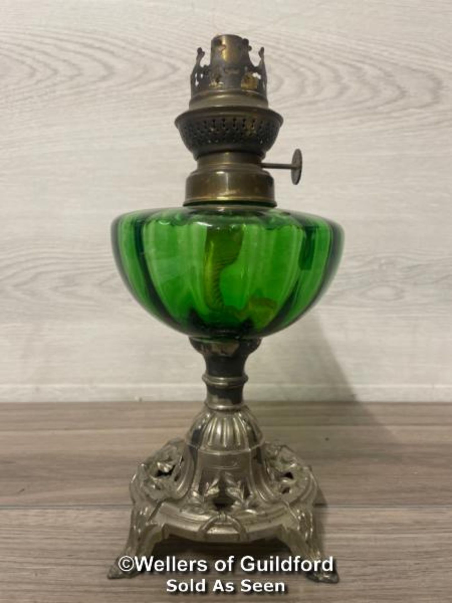 *SMALL KOSMOS BRENNER OIL LAMP WITH GREEN GLASS, WITHOUT CHIMNEY, 28CM HIGH