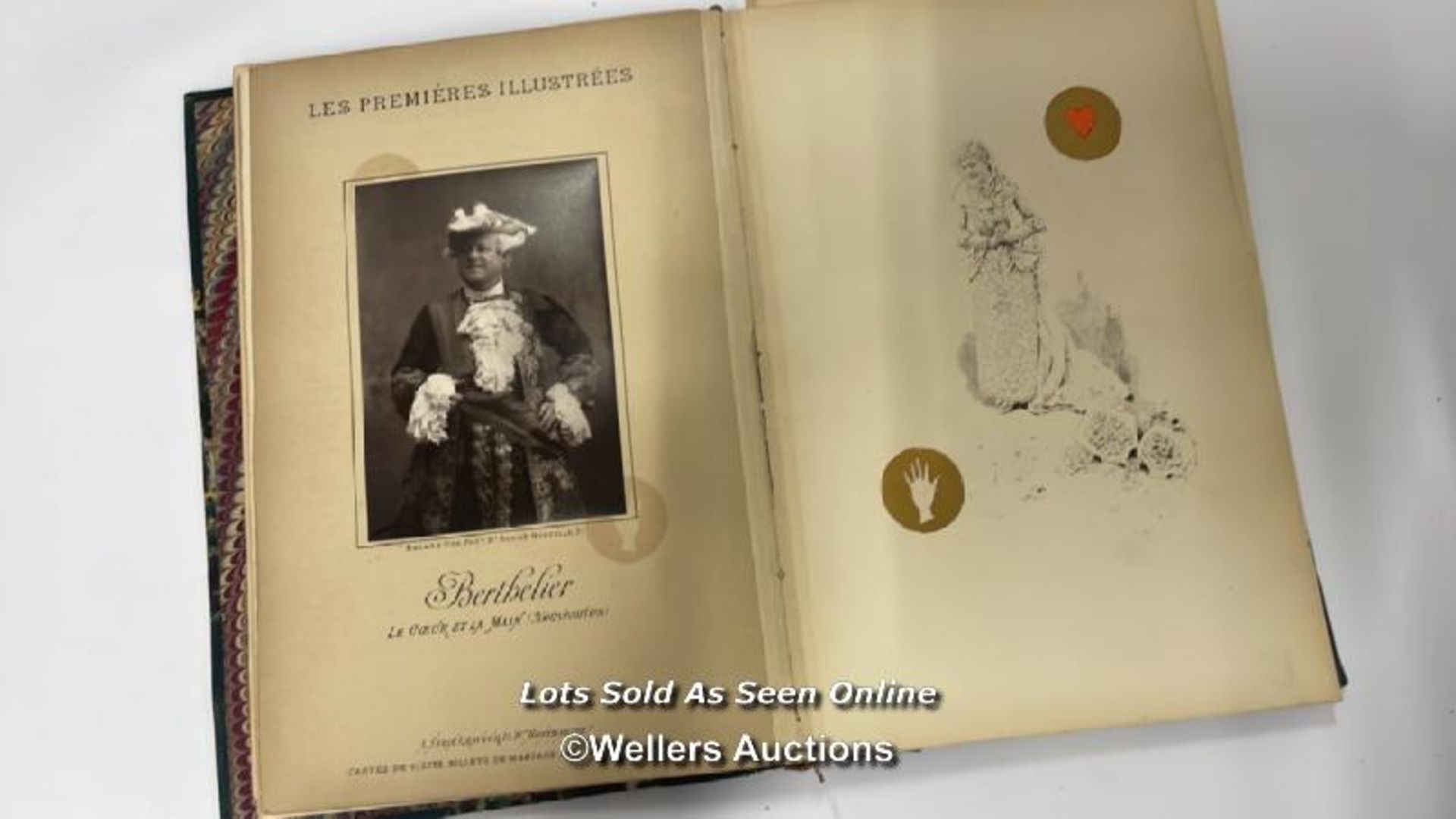 Sarah Bernhardt (1844-1923) Theatre : Les Premieres Illustrees hardback book signed in pencil on the - Bild 7 aus 9