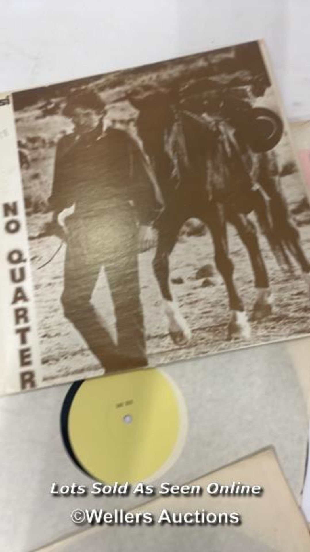 *BOB DYLAN NO QUARTER 1979 LIVE ALBUM, RARE UNOFFICIAL IMPORT, TMOQ VINYL RECORD & OTHERS - Image 2 of 5