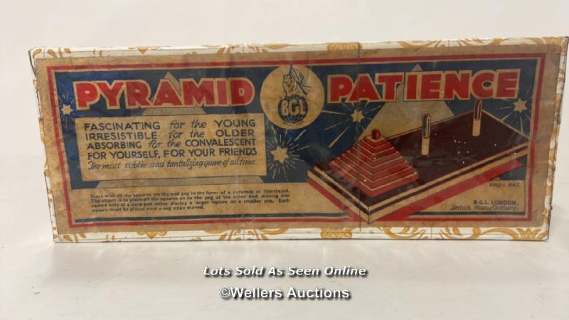 Vintage Pyramid Patience wooden game - Bild 2 aus 2