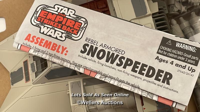 Hasbro The Vintage Collection Empire Strikes Back Rebel Snowspeeder vehicle 2010 edition, mint in - Image 5 of 6