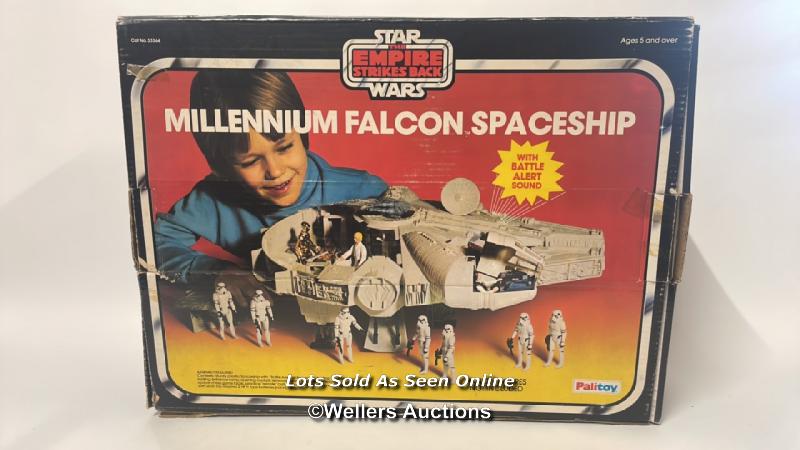 Palitoy vintage Empire Strikes Back Millennium Falcon vehicle, complete with manual and box. Sound - Image 13 of 16