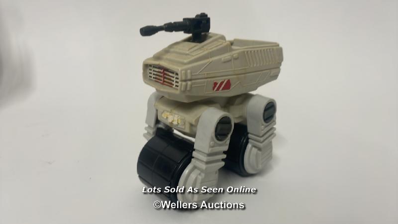 Three vintage Star Wars Vehicles to include Snowspeeder, Scout Walker and MTV-7 mini rig. - Image 7 of 7