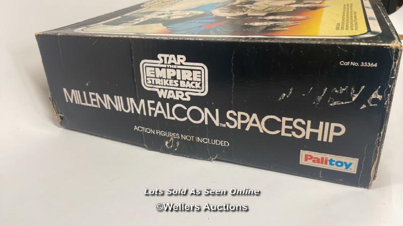 Palitoy vintage Empire Strikes Back Millennium Falcon vehicle, complete with manual and box. Sound - Image 15 of 16