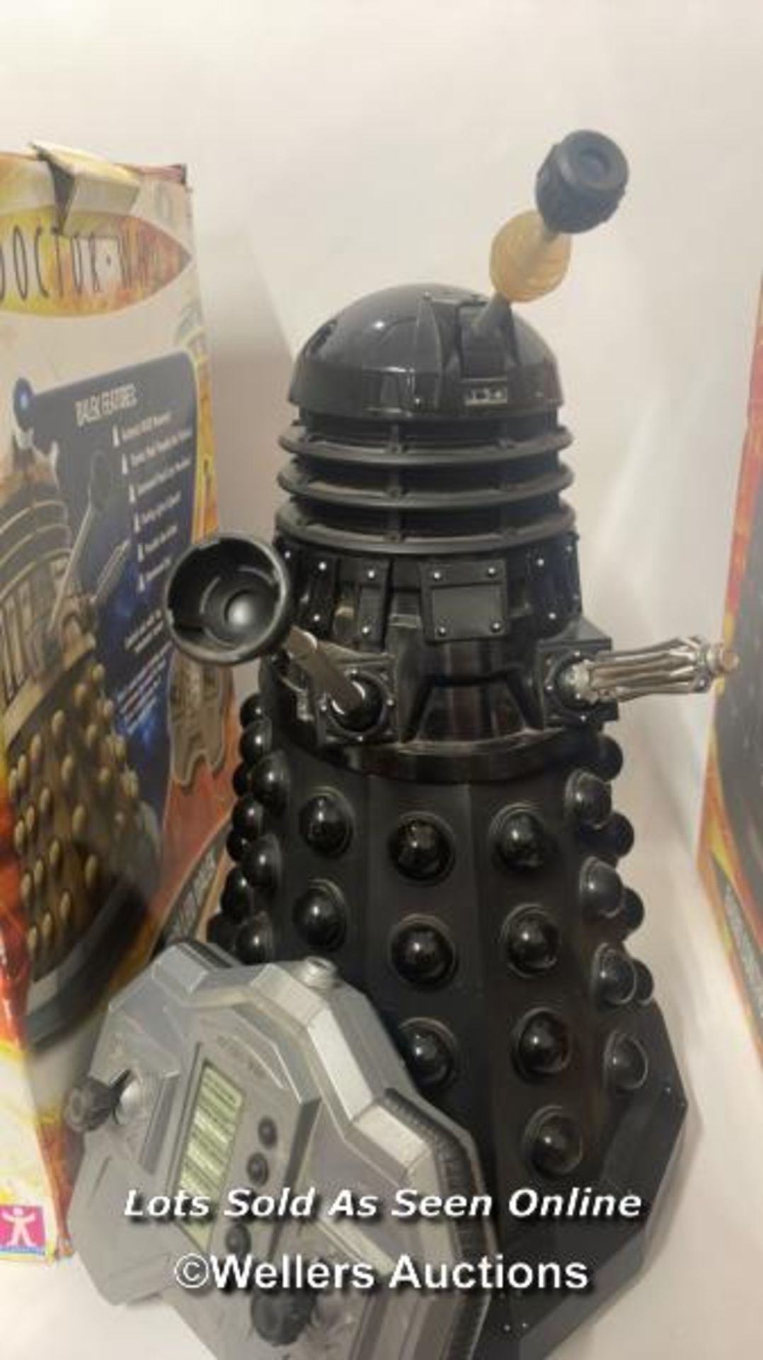 Dr Who - two large remote control Daleks, in need of some restoration - Image 2 of 3