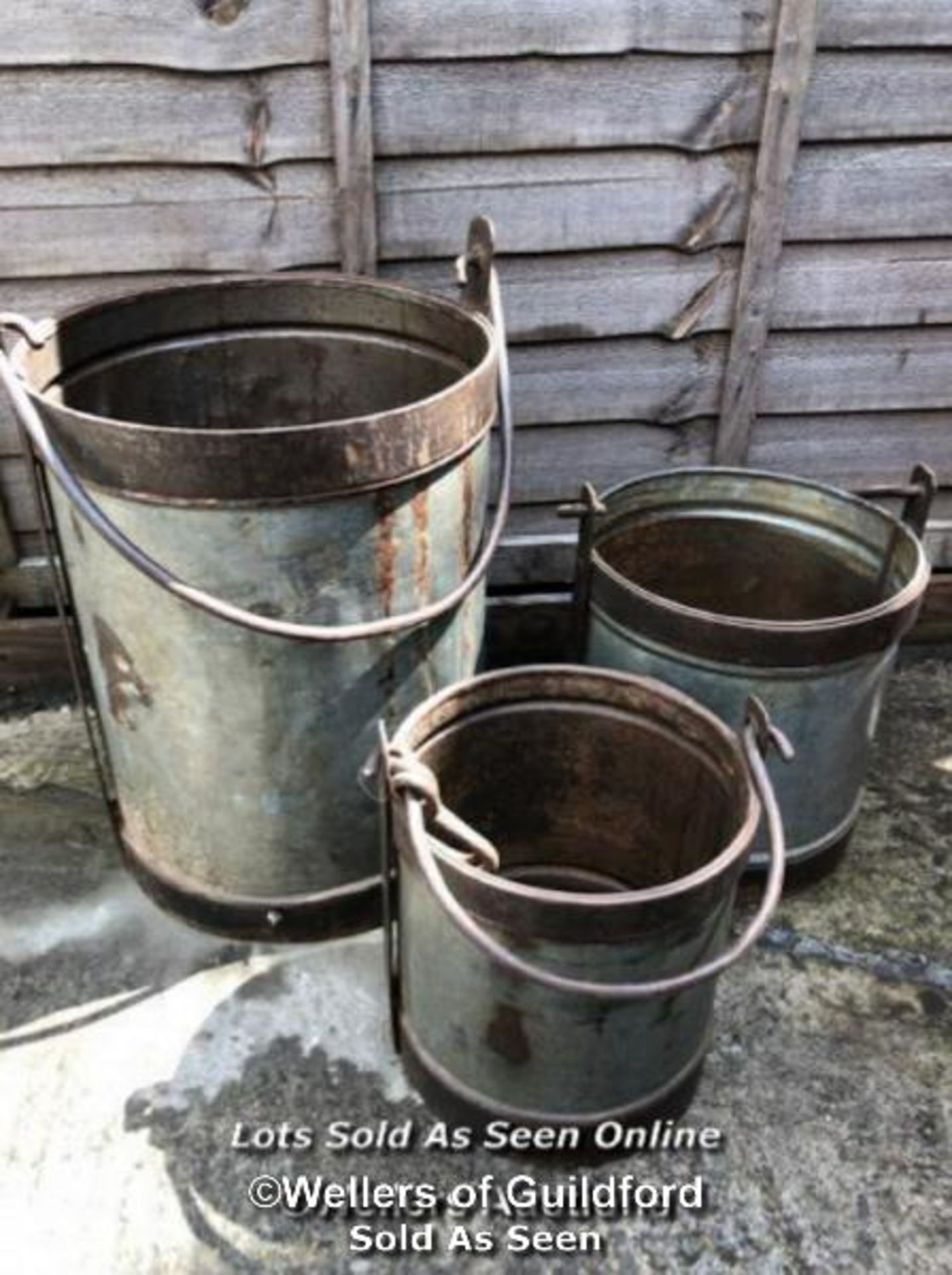 *3XMILK CHURN BUCKETS WITH HANDLES25CM (H) X 40CM (DIA)/ cOLLECT FROM WELLERS AUCTIONS GU14SJ¦
