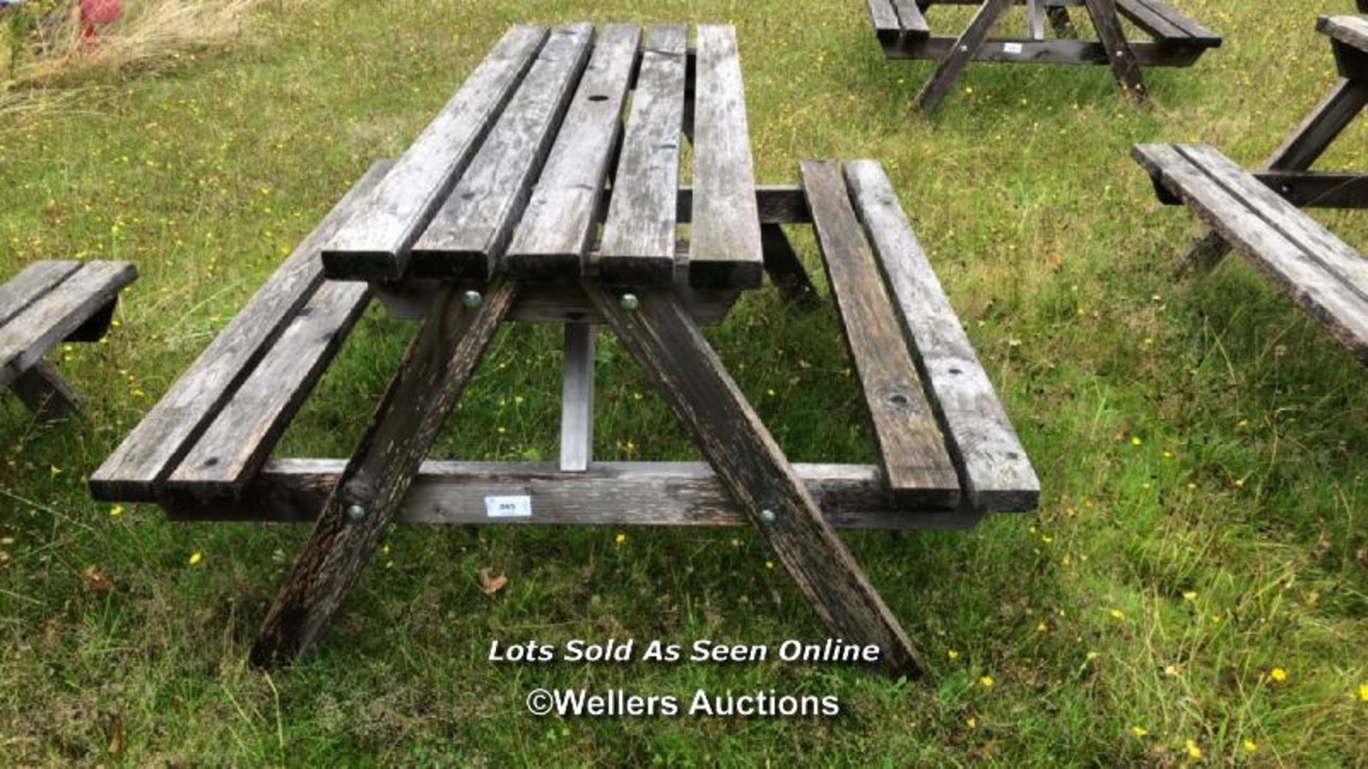 PUB GARDEN PICNIC BENCH, 75CM (H) X 146CM (L) X 127CM (D) / COLLECTION LOCATION: OLD WOKING DISTRICT - Image 2 of 2