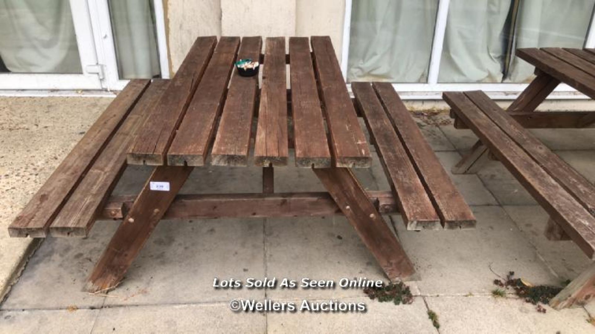 PUB GARDEN PICNIC BENCH, 69CM (H) X 140CM (L) X 151.5CM (D) / COLLECTION LOCATION: OLD WOKING - Image 2 of 2