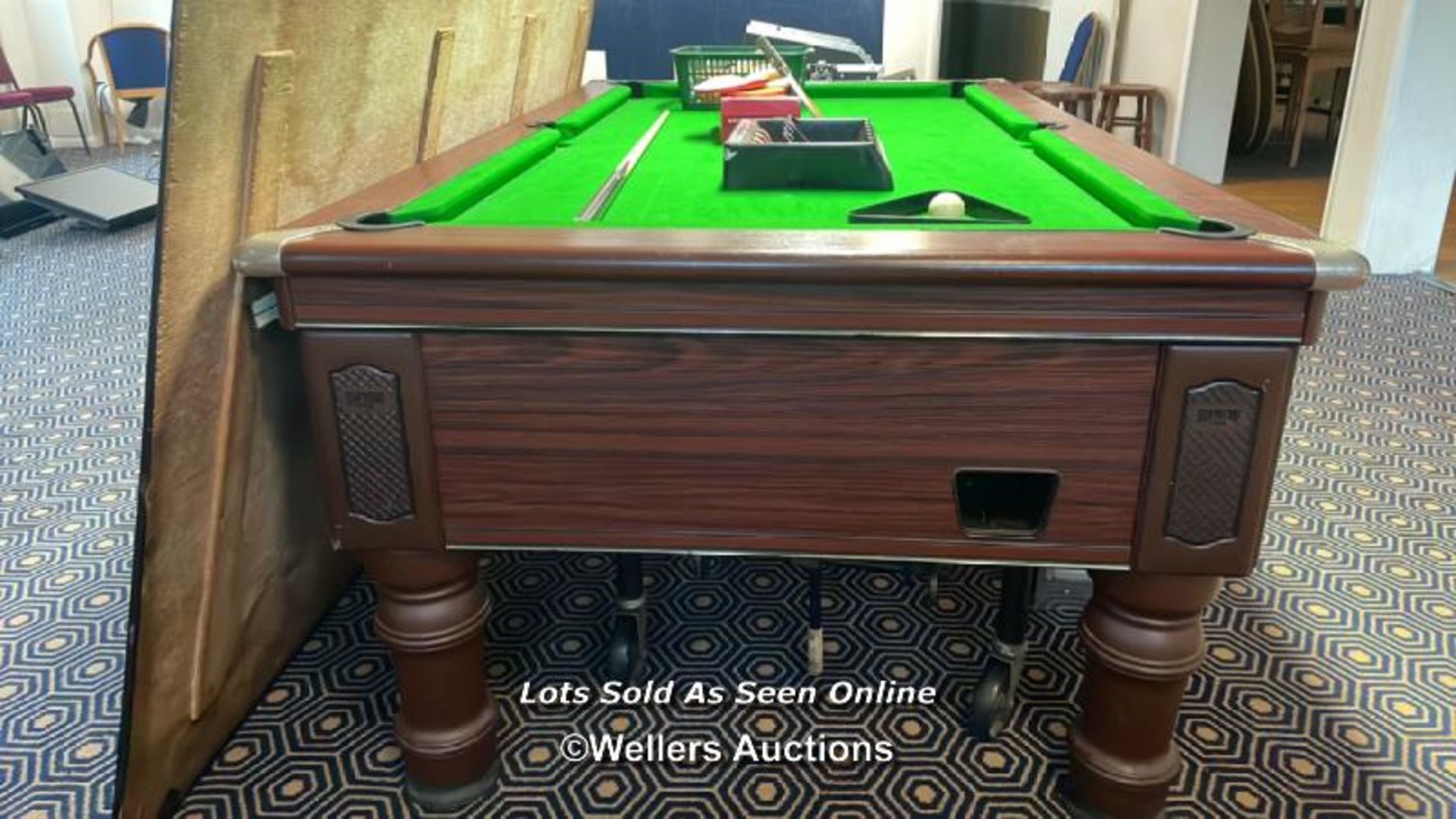SUPREME POOL STANDARD SIZED POOL TABLE, RECENTLY REFELTED, INCLUDES BALLS, LIGHT, WALL MOUNTED CUE - Image 7 of 8