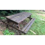 PUB GARDEN PICNIC BENCH, 80CM (H) X 180CM (L) X 150CM (D) / COLLECTION LOCATION: OLD WOKING DISTRICT