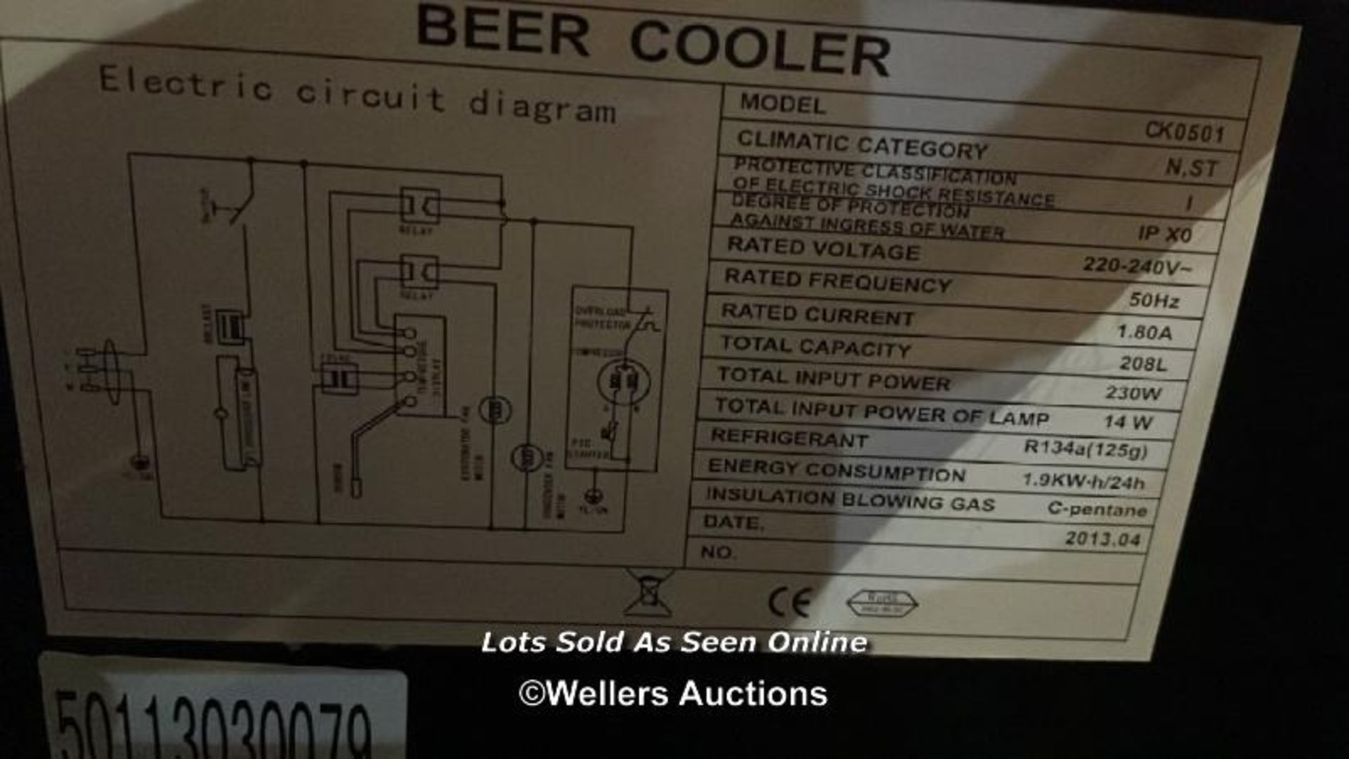 CATER-COOL CK0501 BEER COOLER, 89.5CM (H) X 90CM (W) X 50CM (D), PLUG HAS BEEN CUT / COLLECTION - Image 4 of 4