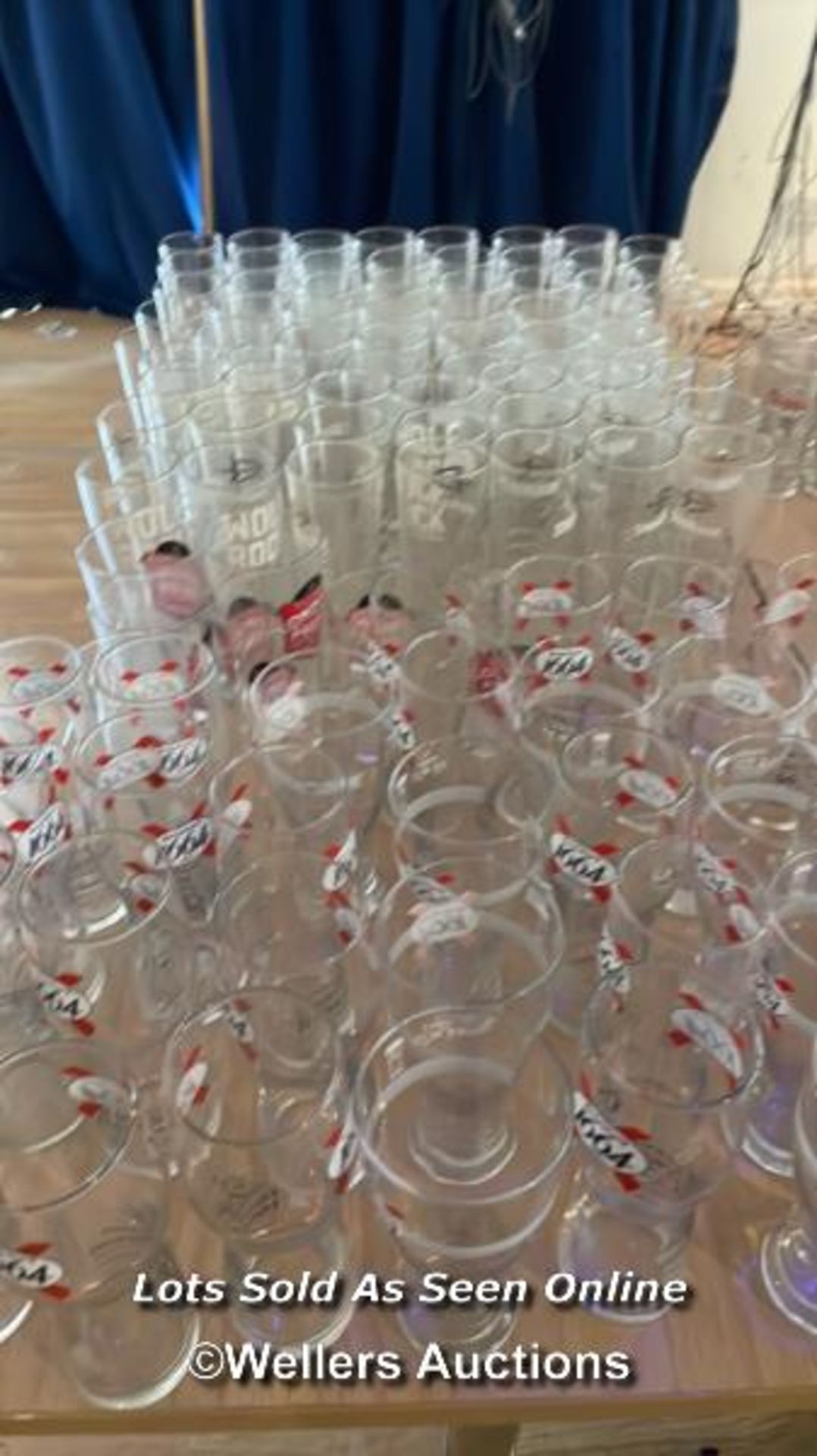 APPROX. 150X PINT AND DRINKING GLASSES / COLLECTION LOCATION: OLD WOKING DISTRICT RECREATION CLUB, - Bild 2 aus 4