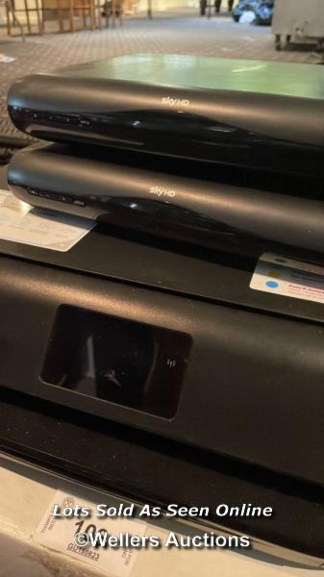 HP ENVY 5020 PRINTER, 2X SKY HD BOXES AND APEX DVD PLAYER / COLLECTION LOCATION: OLD WOKING DISTRICT - Bild 4 aus 4