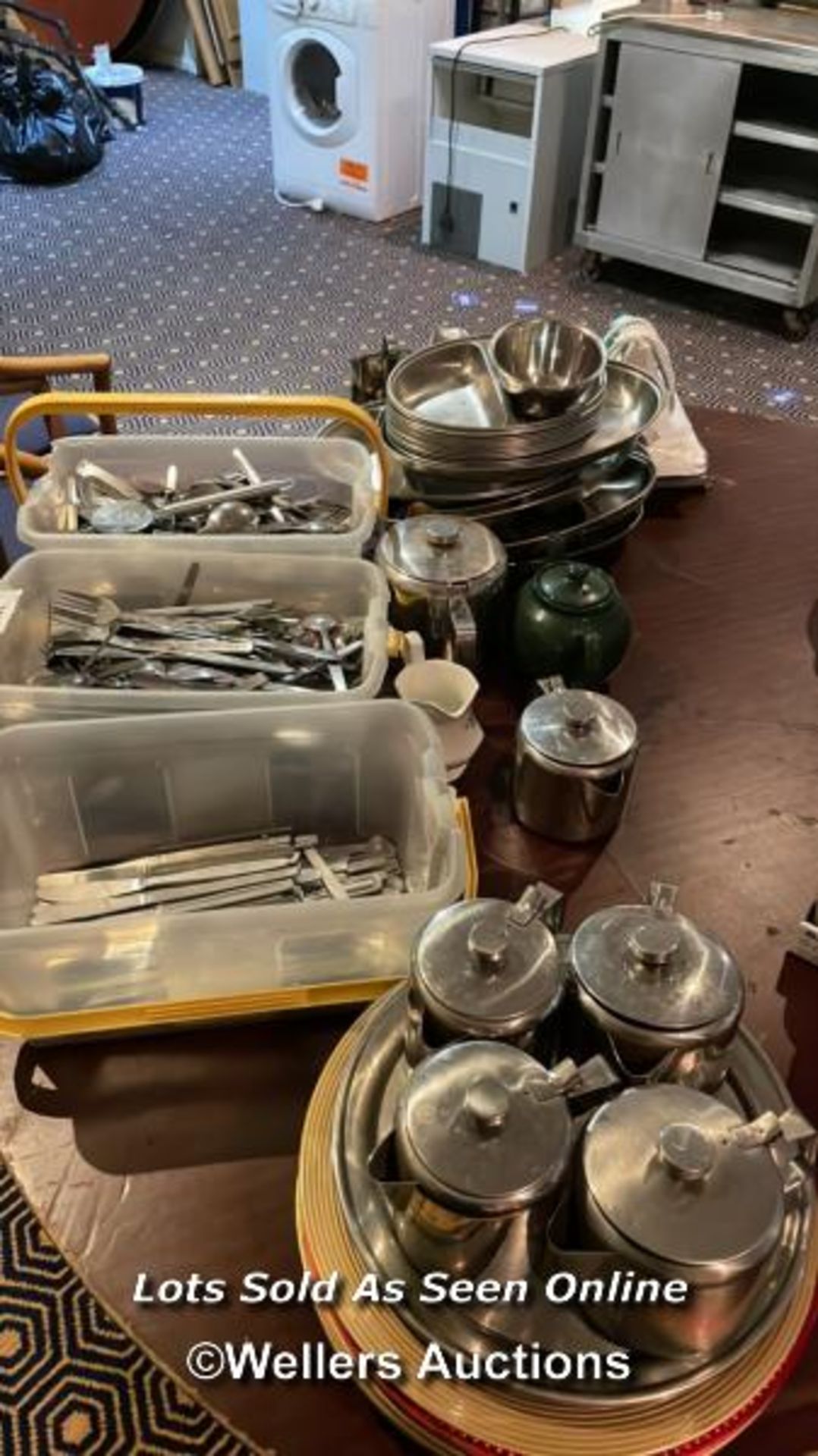 LARGE QUANTITY OF STAINLESS STEEL TEA POTS, GRAVY BOATS, CUTLERY, TRAYS AND AN IRON / COLLECTION