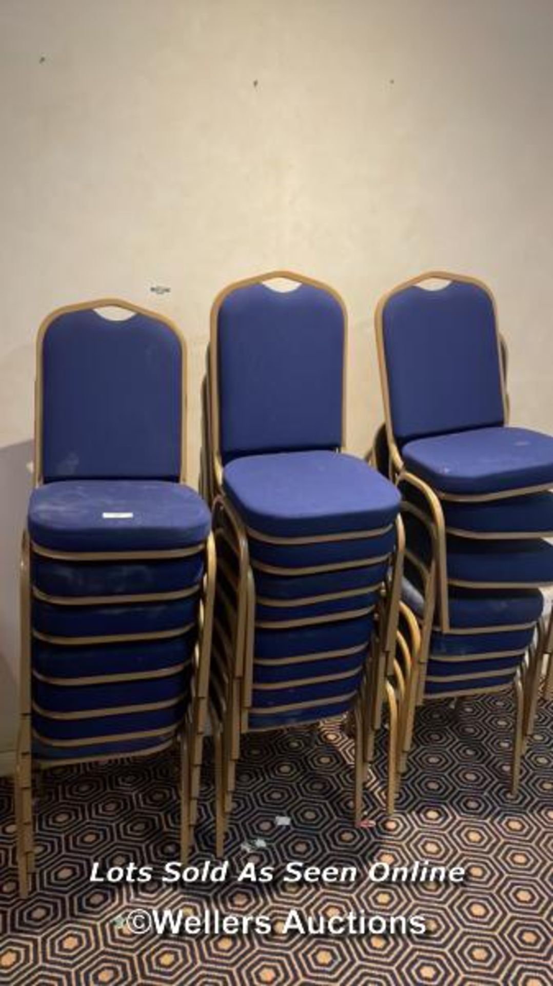 22X STACKABLE CHAIRS WITH CUSHIONED SEAT AND BACK, 92CM (H) X 43CM (W) / COLLECTION LOCATION: OLD