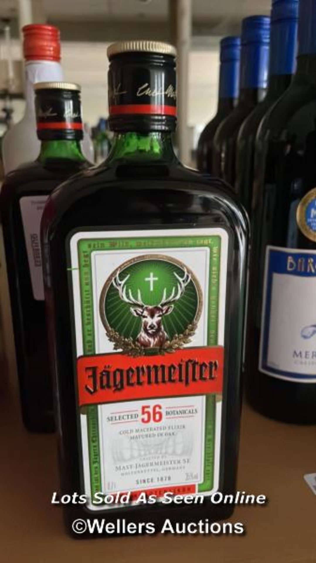 JAGERMEISTER, 700ML, 35% VOL / COLLECTION LOCATION: OLD WOKING DISTRICT RECREATION CLUB, 33