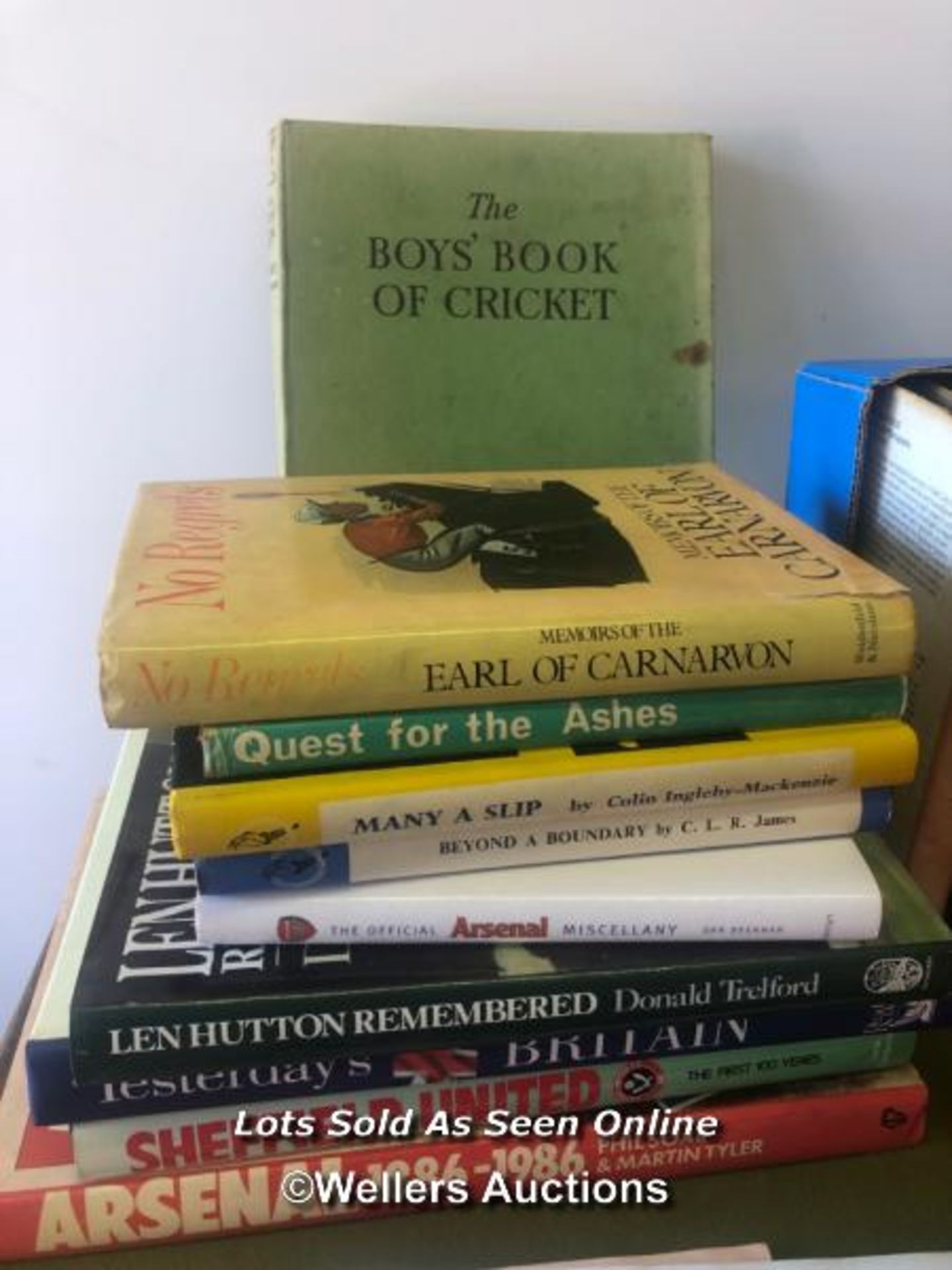 COLLECTION OF MOSTLY SPORTS RELATED BOOKS INCLUDING CRICKET AND FOOTBALL