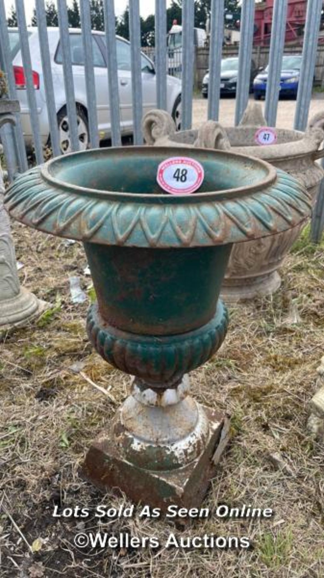 *CAST IRON URN WITH BASE AND NATURAL PATINA, 76CM (H) X 56CM (D) / COLLECTION LOCATION: ALBOURNE (