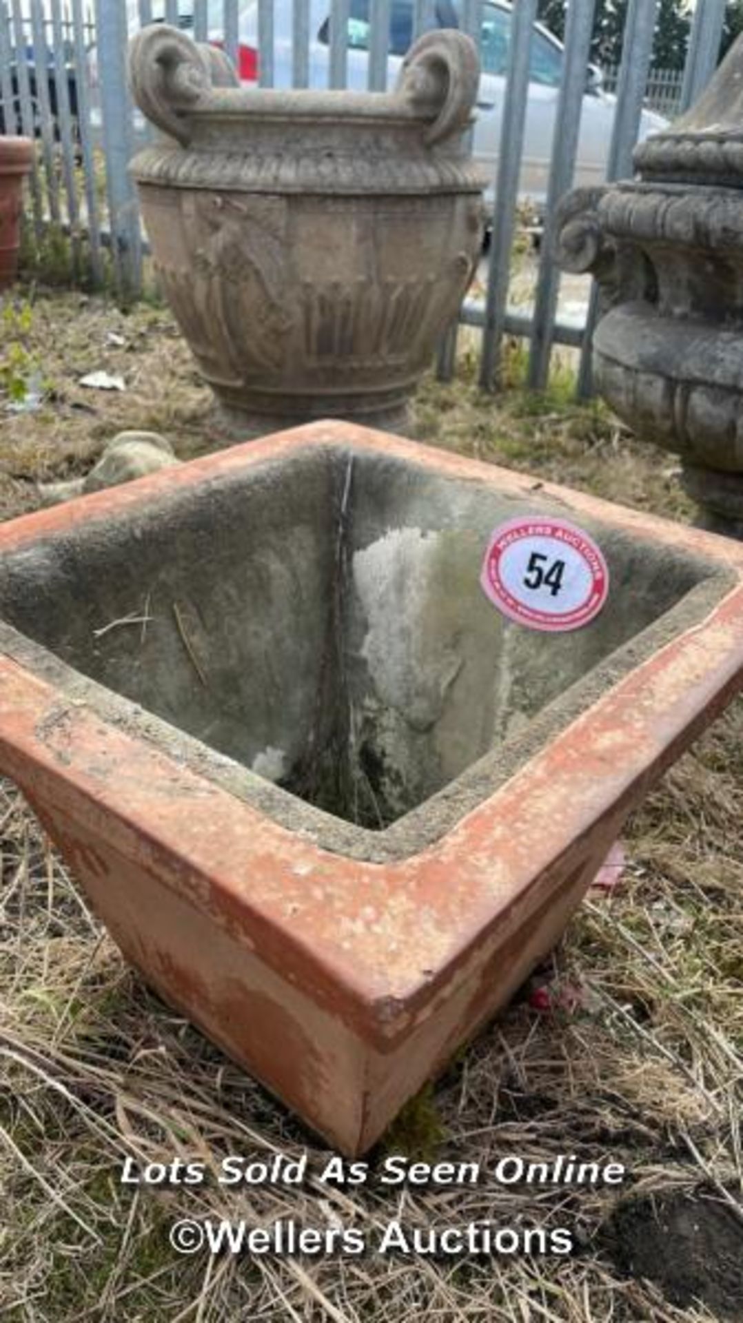 *SQUARE WIDTH ASCENDING RECONSTITUTED STONE PLANTER, 46.6CM (W) X 46.5CM (W) / COLLECTION - Image 3 of 4