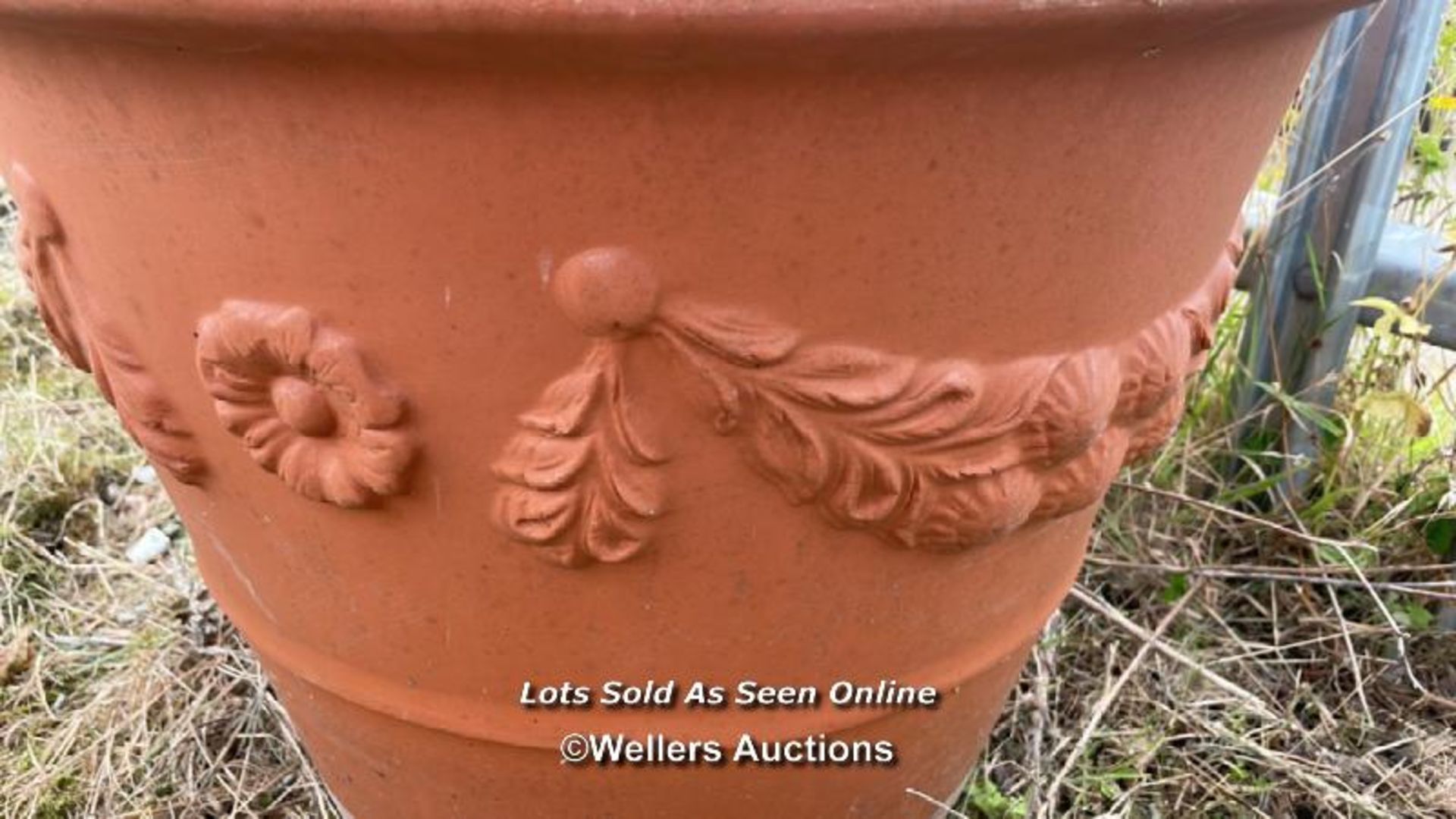 *PLANT POT, PLASTIC CASING WITH RECONSTITUTED STONE INNER, TERRACOTTA STYLE, 54CM (H) X 54CM (DIA) / - Image 3 of 4