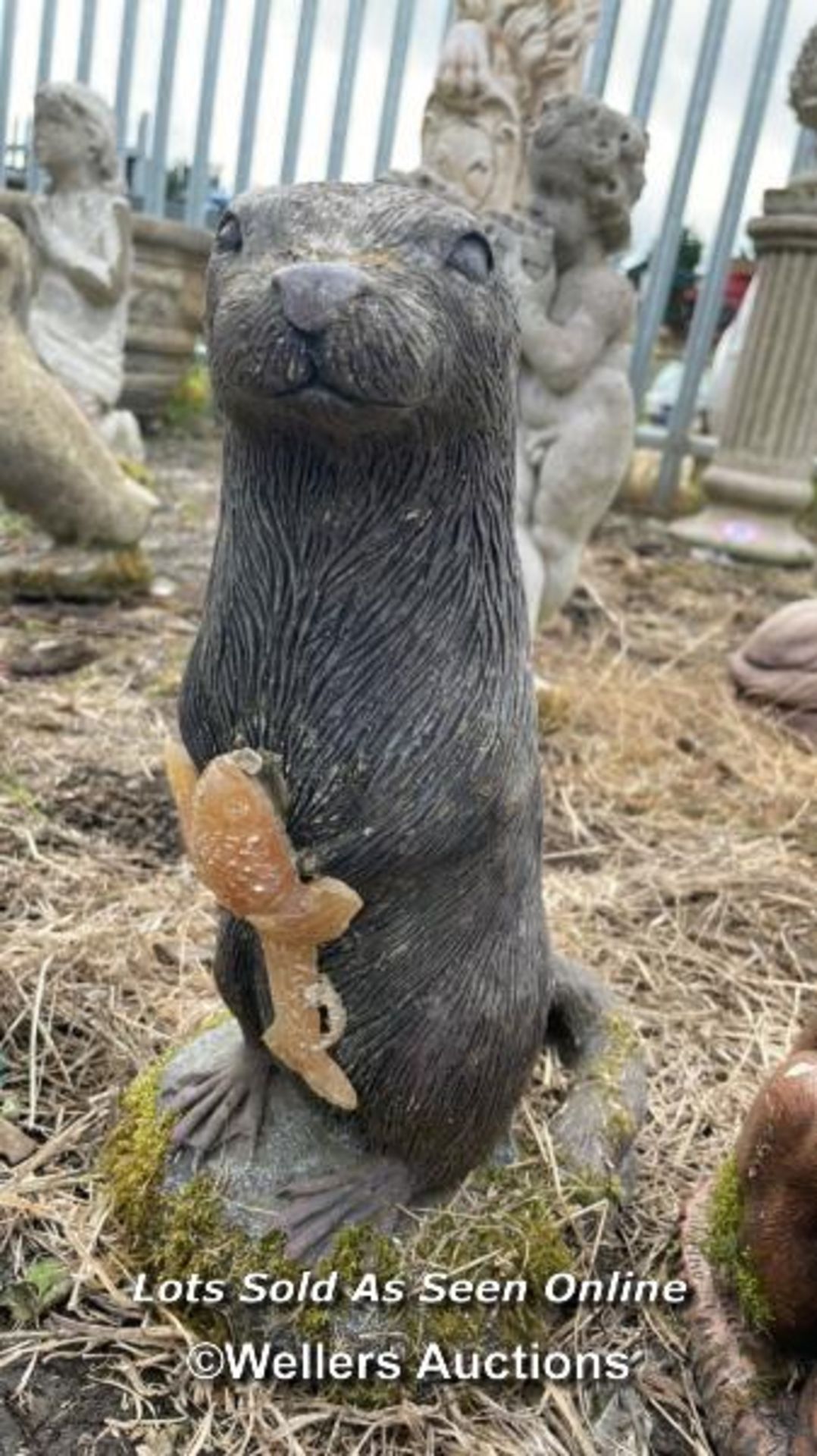 *OTTER AND A RABBIT, OTTER 36CM (H) / COLLECTION LOCATION: ALBOURNE (BN6), FULL ADDRESS AND - Image 3 of 3