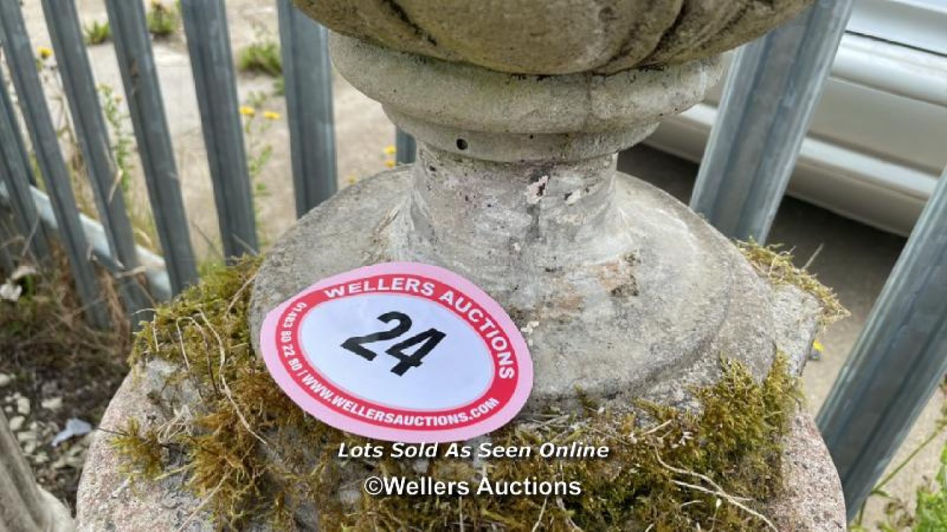 *RECONSTITUTED STONE FINIAL, 55CM (H) / COLLECTION LOCATION: ALBOURNE (BN6), FULL ADDRESS AND CONTAC - Image 3 of 3