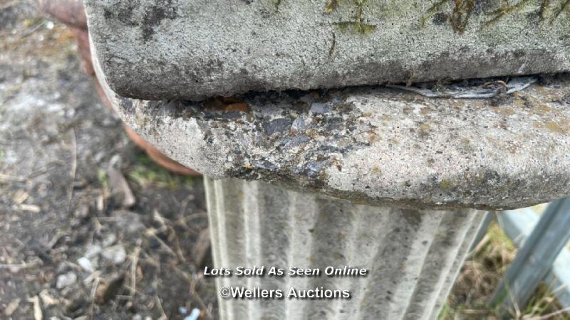 *RECONSTITUTED STONE COLLUMN PLINTH, 78CM (H) X 34CM (DIA) / COLLECTION LOCATION: ALBOURNE (BN6), - Image 2 of 3