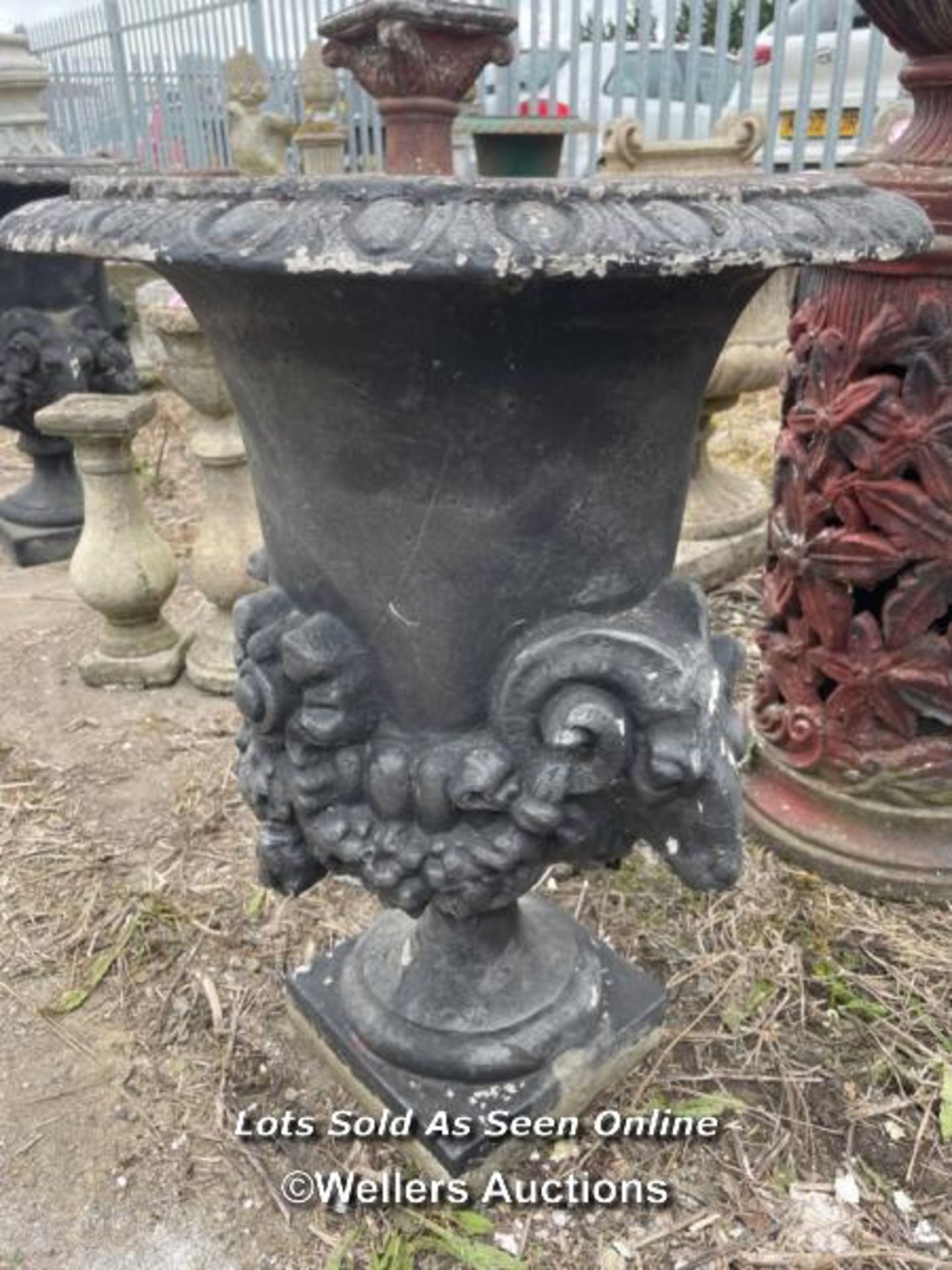 *URN PLANTER WITH RAMS HEAD DÉCOR, 63CM (H) X 46CM (DIA) / COLLECTION LOCATION: ALBOURNE (BN6), FULL - Image 2 of 4