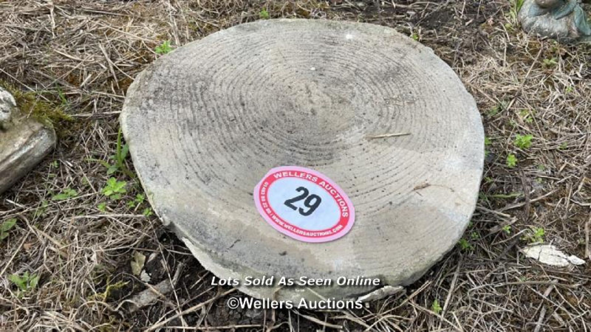 *RECONSTITUTED STONE TREE STUMP, 42CM (DIA) / COLLECTION LOCATION: ALBOURNE (BN6), FULL ADDRESS AND