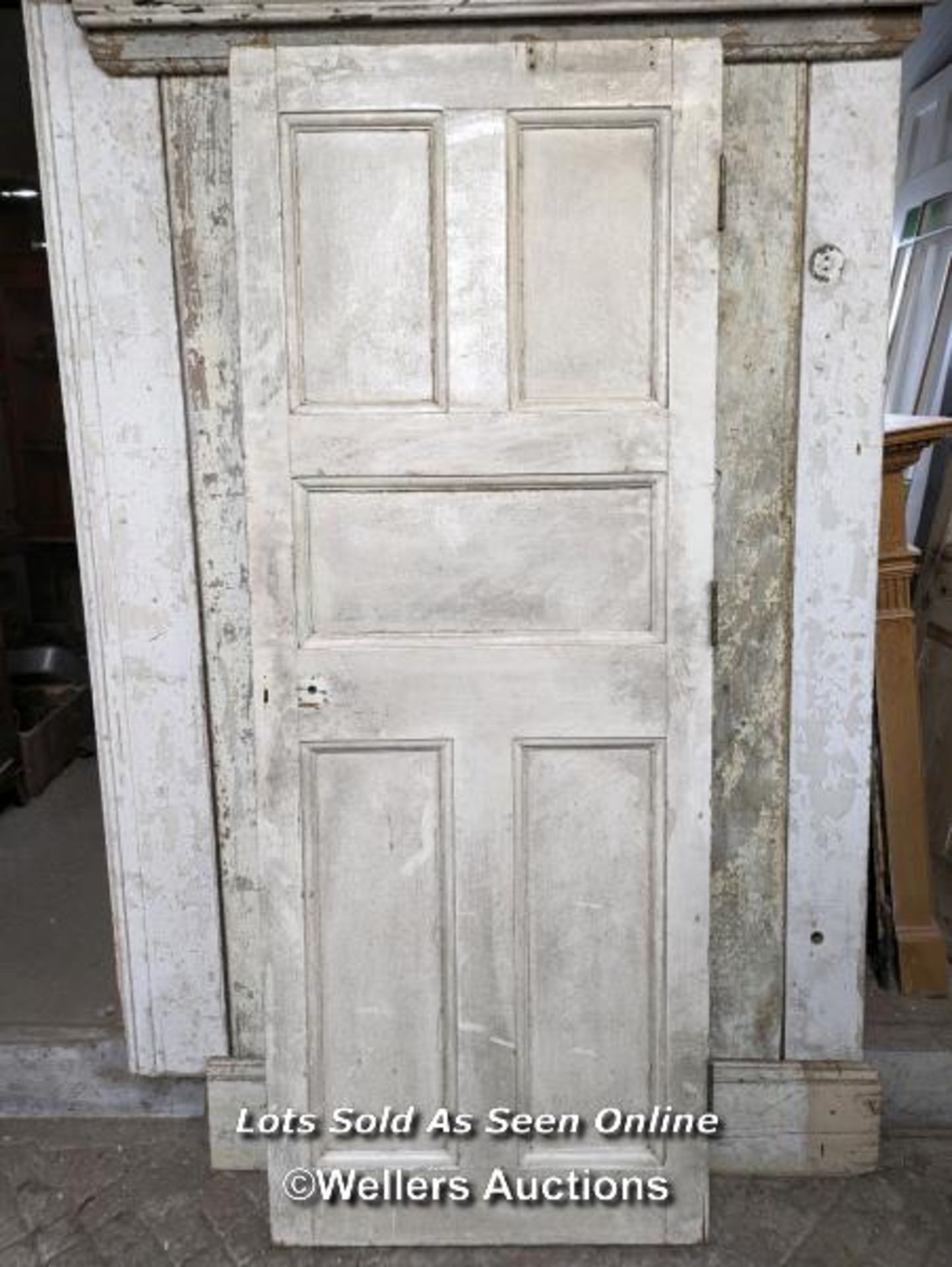 3 doors. An oak and pine 5 panel door painted one side 76cm x 196cm x 5cm. A large oak and pine 6 - Image 3 of 6