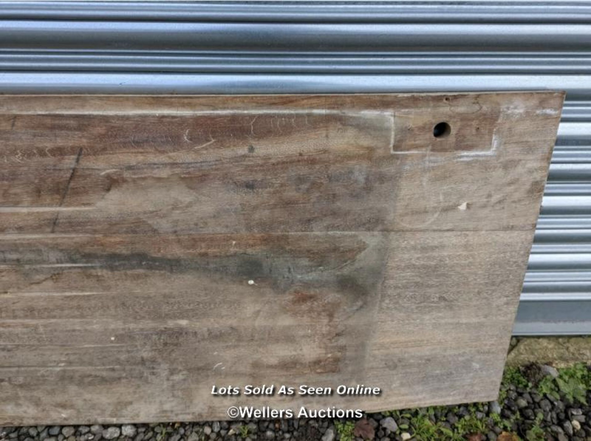 Teak worktop with sink cut out. 204cm long. Depth 48cm to 52cm. Thickness 2.7cm. Length to sink hole - Image 4 of 5