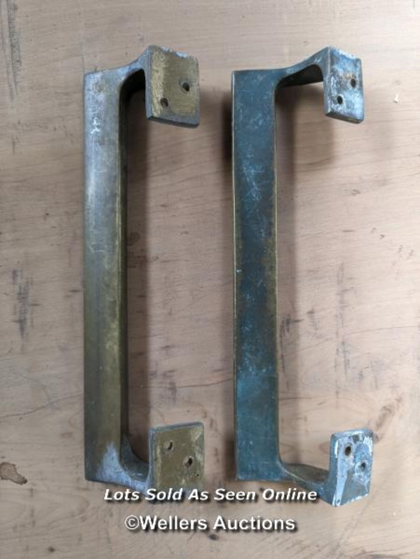 A pair of Brass art deco door pulls. 23cm tall. - Image 2 of 2