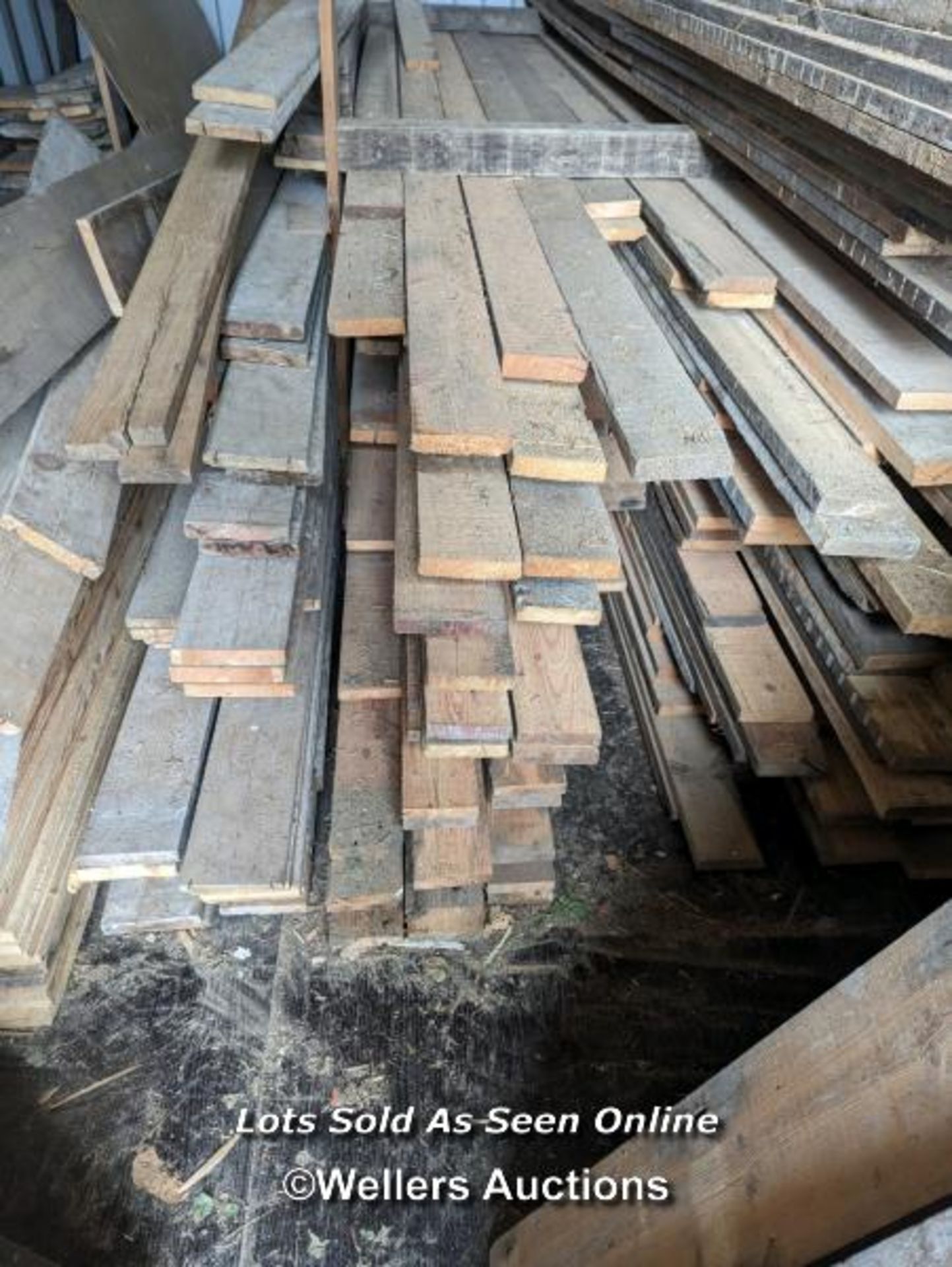 Reclaimed pine. 10m2 parcel of wood. Cut from Victorian joists. Many have 'wattle and daub' lines on - Image 5 of 5