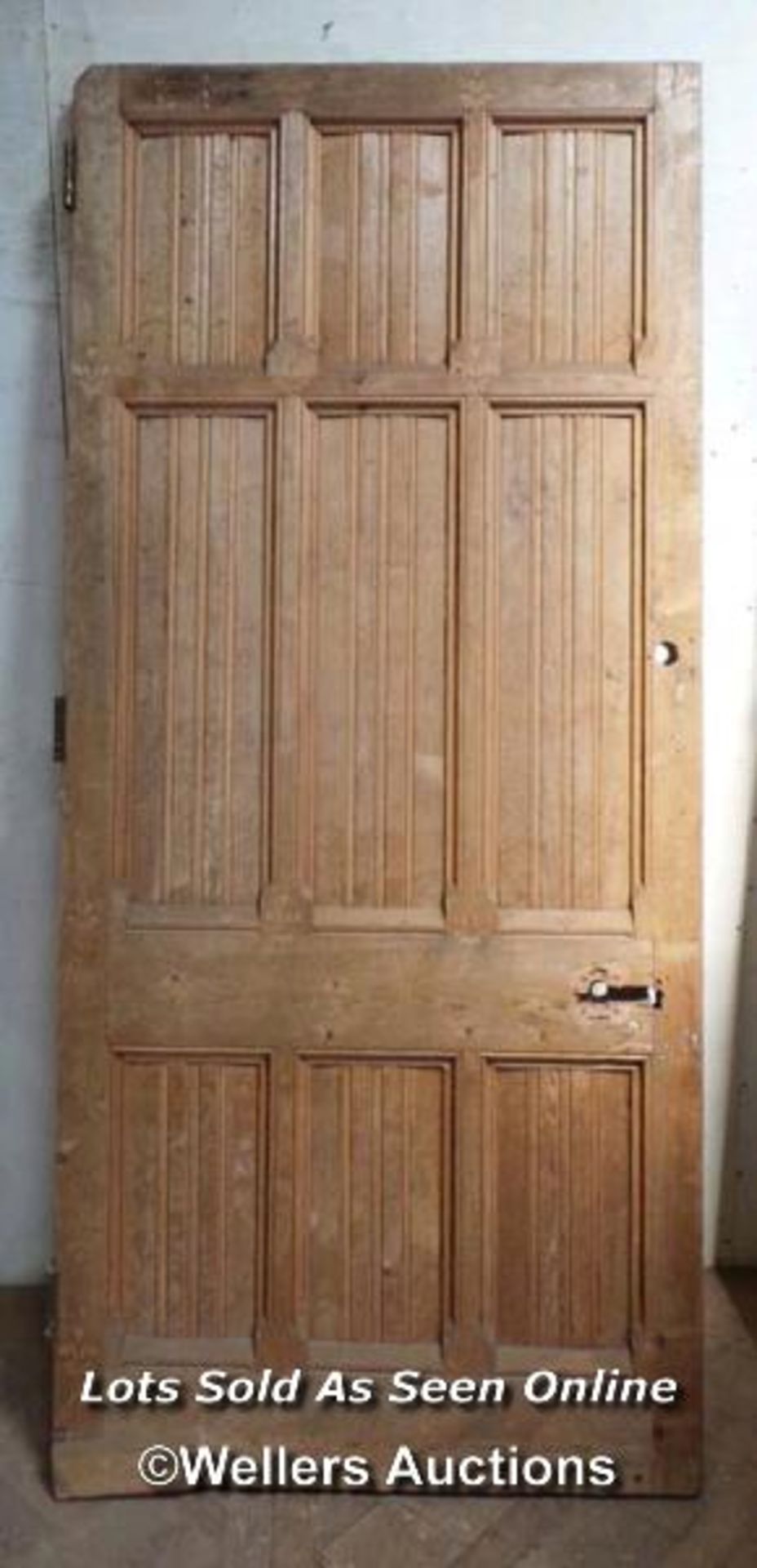 Carved linen fold panel Victorian pine door designed by George Gilbert Scott from the Midland Hotel, - Image 2 of 3