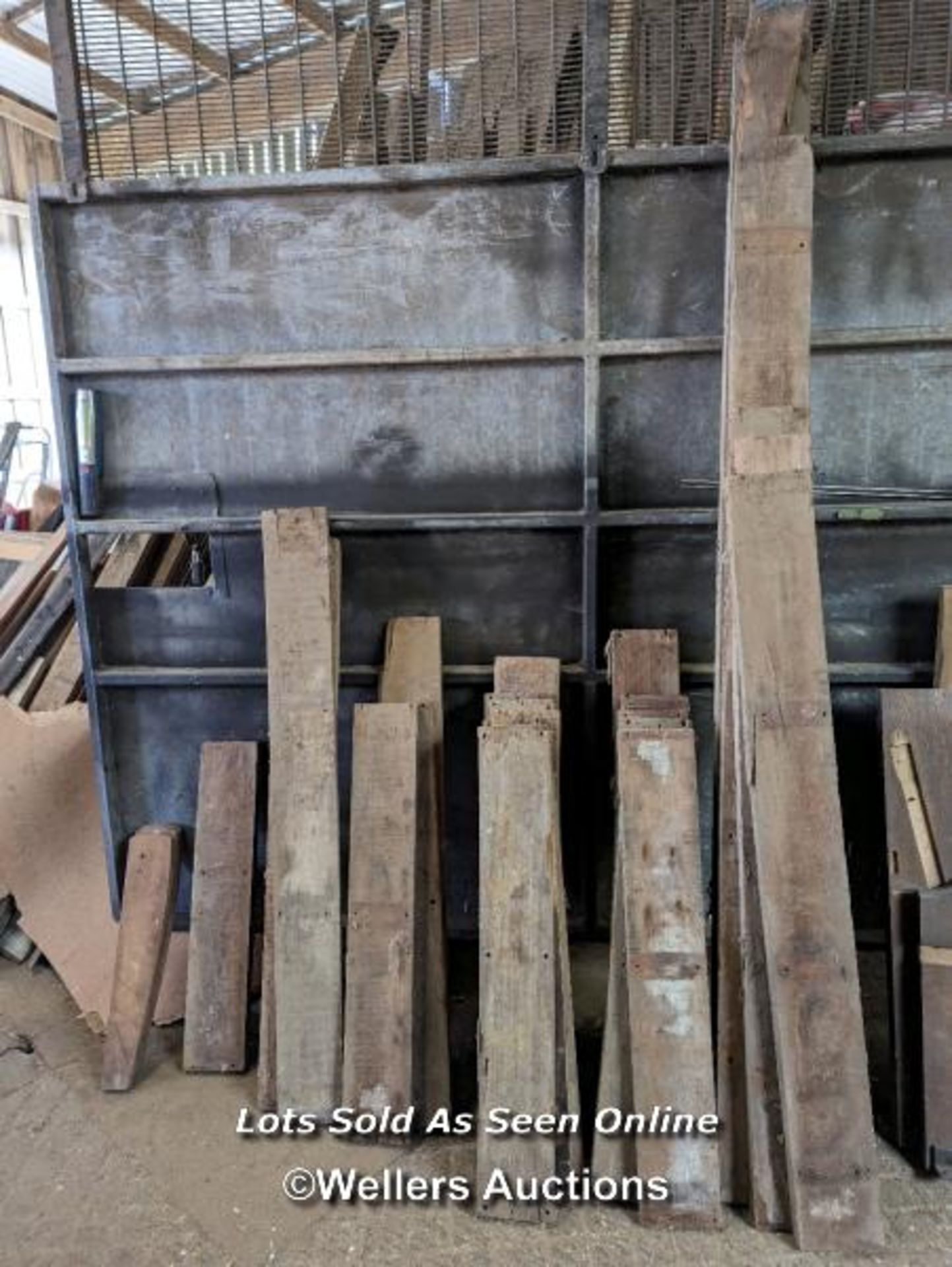 Parcel of hardwood, possibly teak/mahogany 30 pieces from 14cm x 3.5cm x 90cm to 14.5cm x 3.5cm x