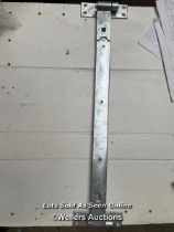 4 heavy hook and band hinges 600mm long