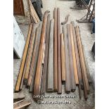 19 hardwood handrails. Lengths from 133cm to 296cm.