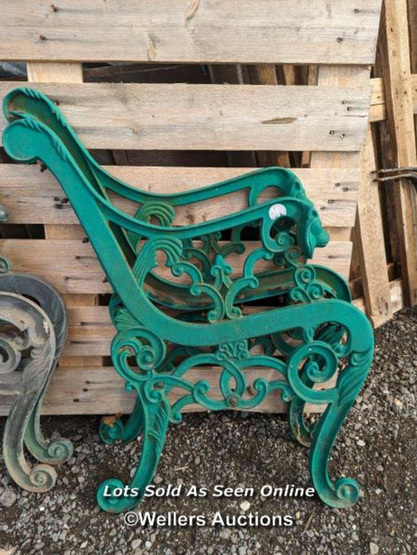 A set of Victorian curved wrought iron bench ends plus 2 pairs of later heavy cast iron bench ends - Image 2 of 6