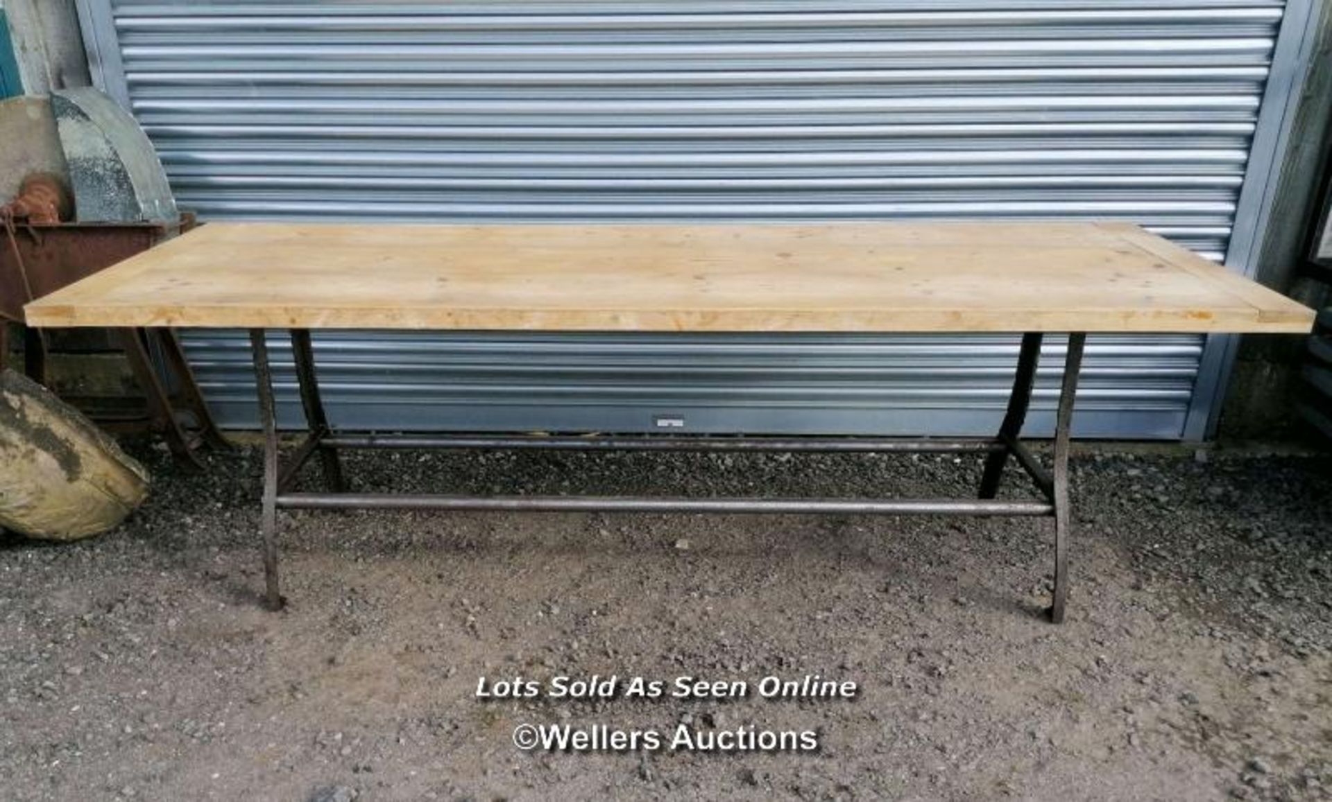 Dining table with cast iron base and reclaimed pine top. 8 to 10 seater. 240cm L x 88cm W x 76cm - Image 5 of 5