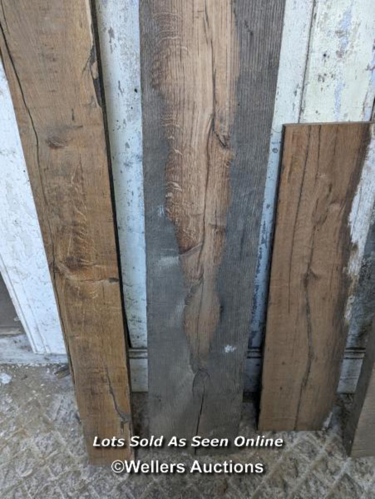 4 pieces of reclaimed chunky oak for seats/ shelves or table tops. Smallest 25cm x 100cm, largest - Image 6 of 6