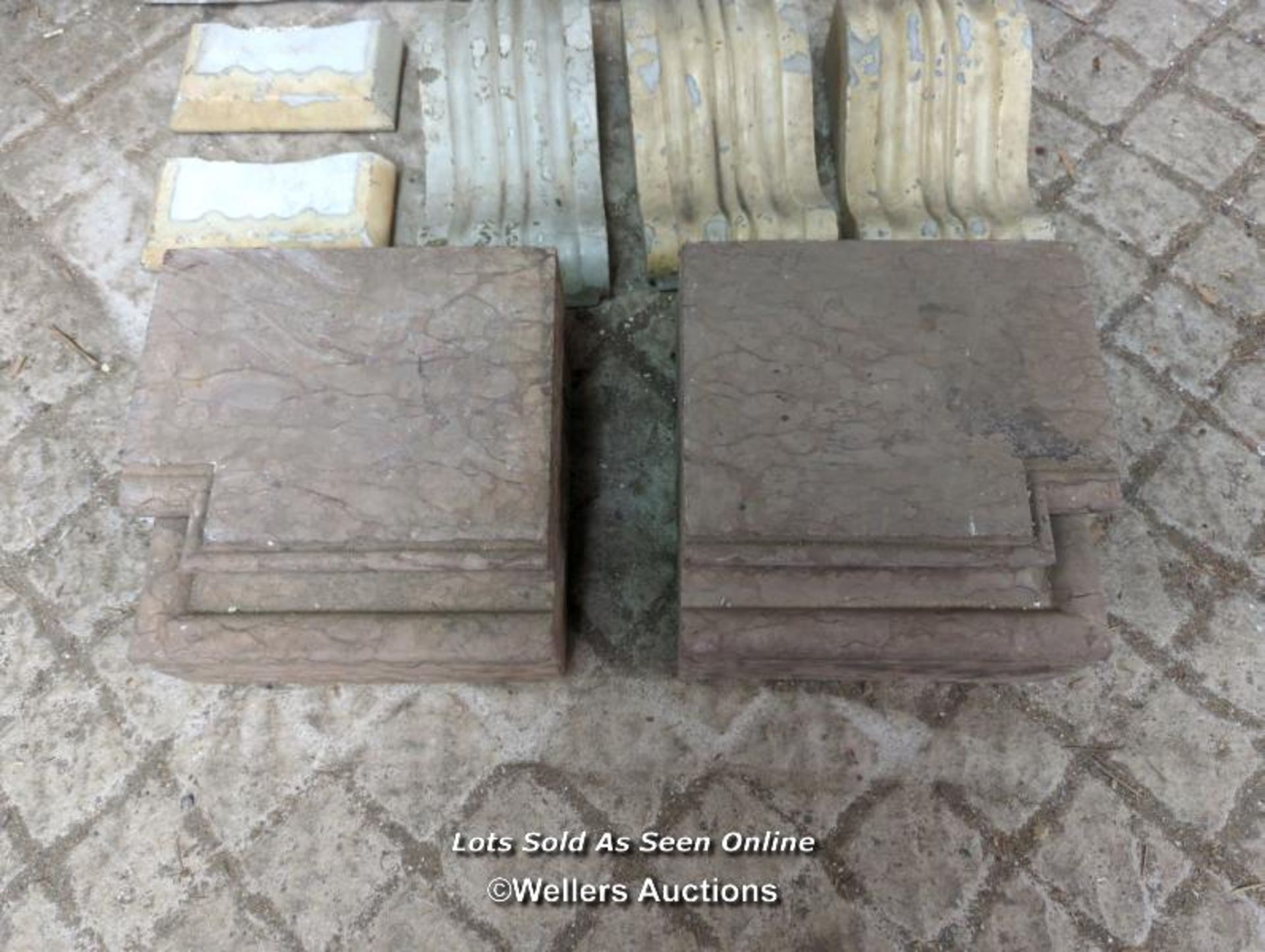 Batch of marble items inc fire corbels, a semi circular sink top 91cm x 46cm, 2 marble fire base/ - Image 2 of 5