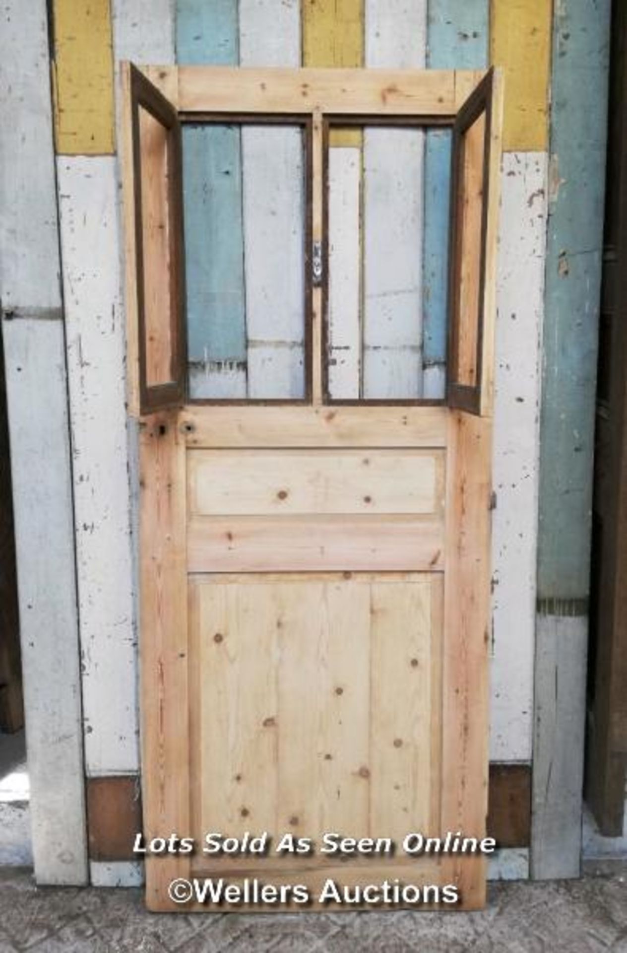 Victorian pine door from France with opening window section. Size 81.5cm x 195cm x 3cm thick. - Image 3 of 3