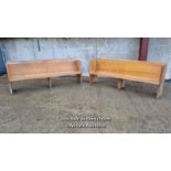 A pair of oak pews. 213cm long, 85cm high and 52cm deep. The seat depth is 36cm so very confortable.