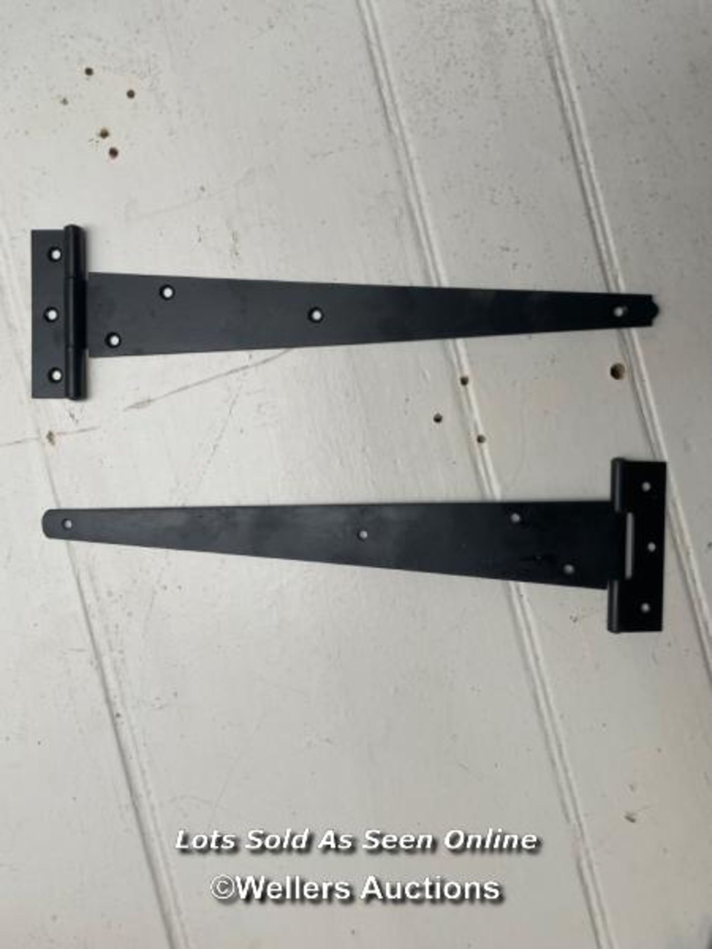 76 hinges. 28 light T hinges, 300mm long plus 48 hinges 150mm long all black finish - Bild 2 aus 5