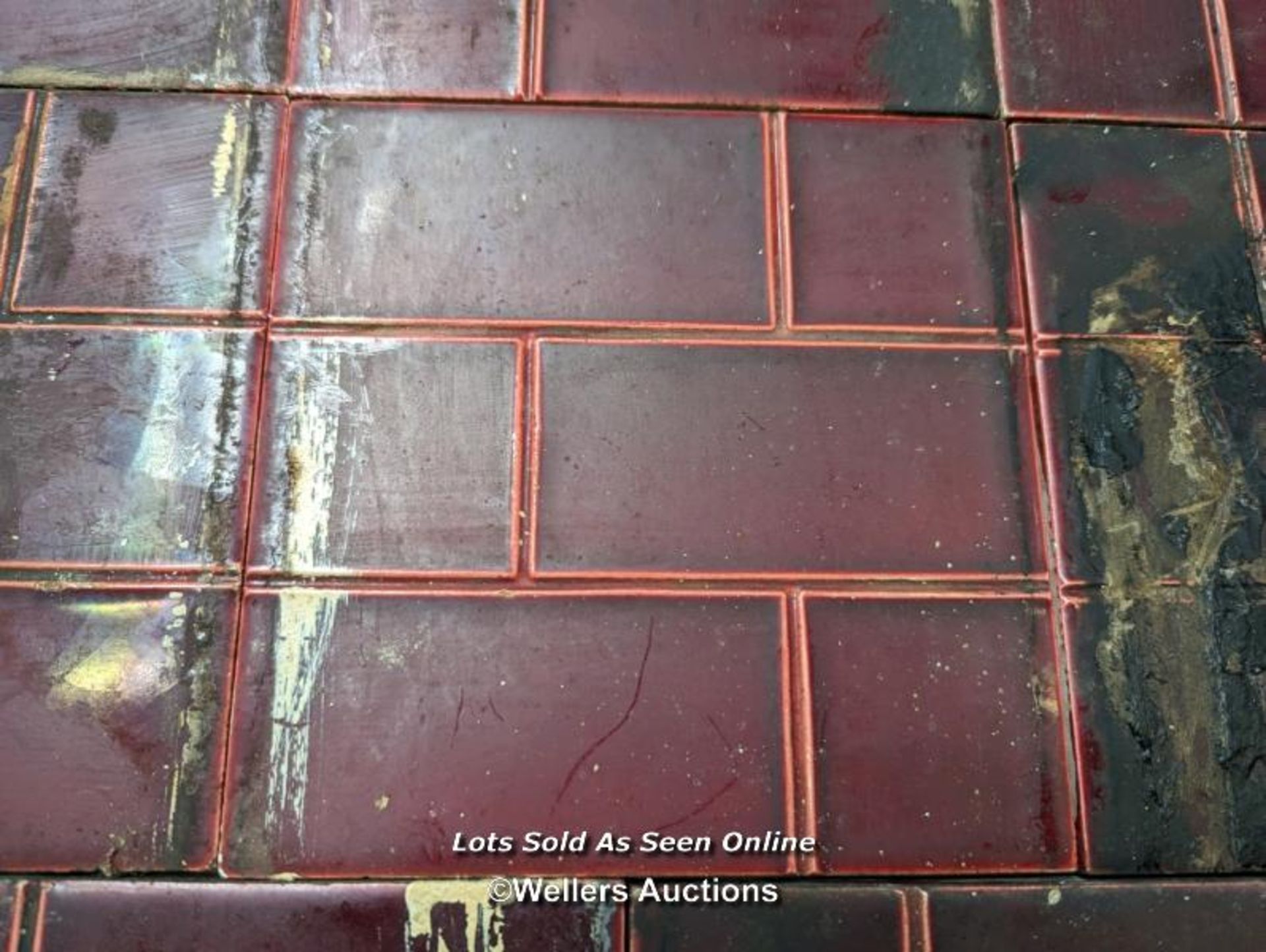 18 Red Edwardian brick tiles from a fireplace - Image 2 of 6