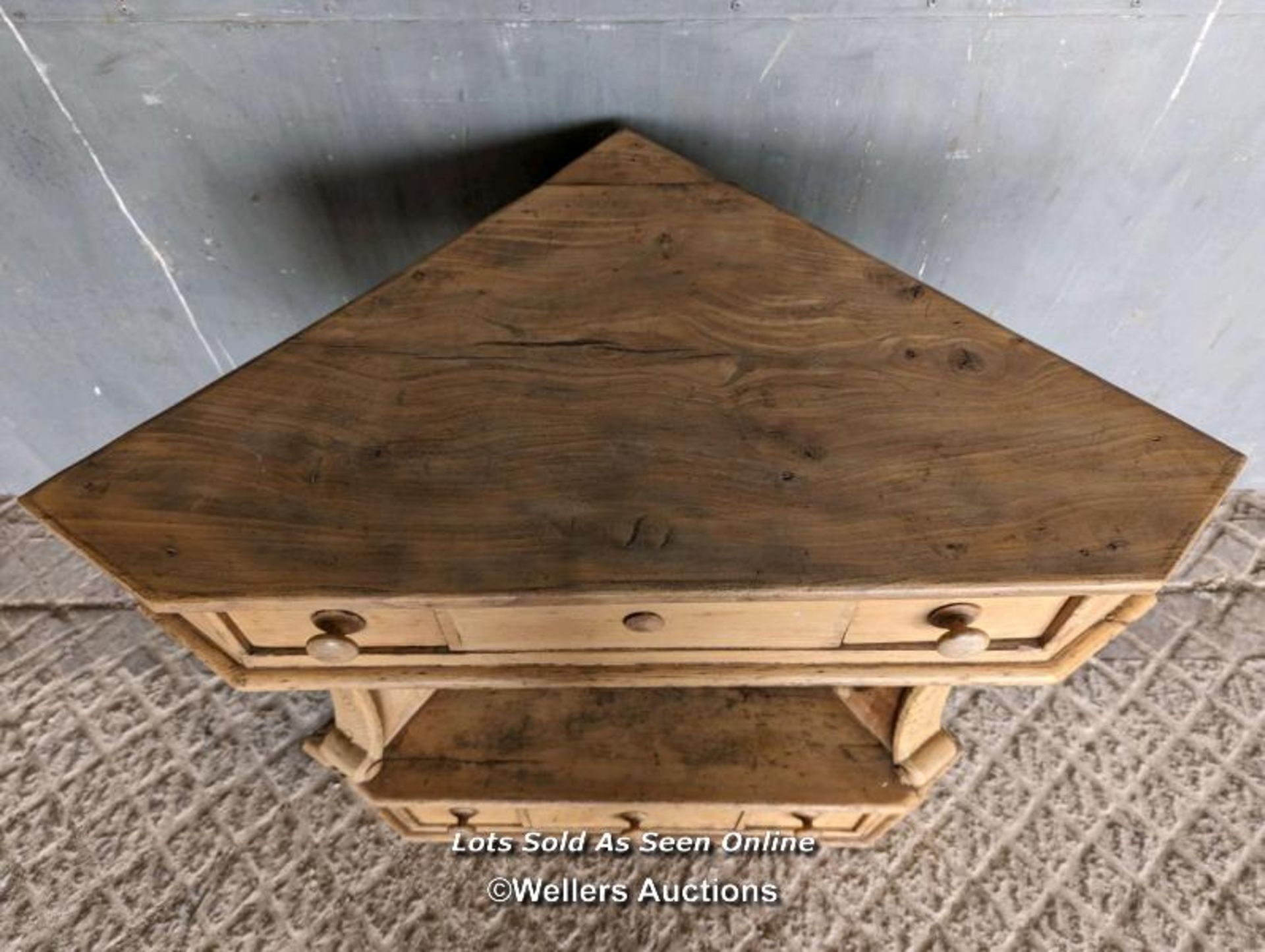 Unusual Victorian corner table with drawers. Stripped pine. Waxed. 81cm H x 86cm W x 51cm D - Bild 2 aus 5