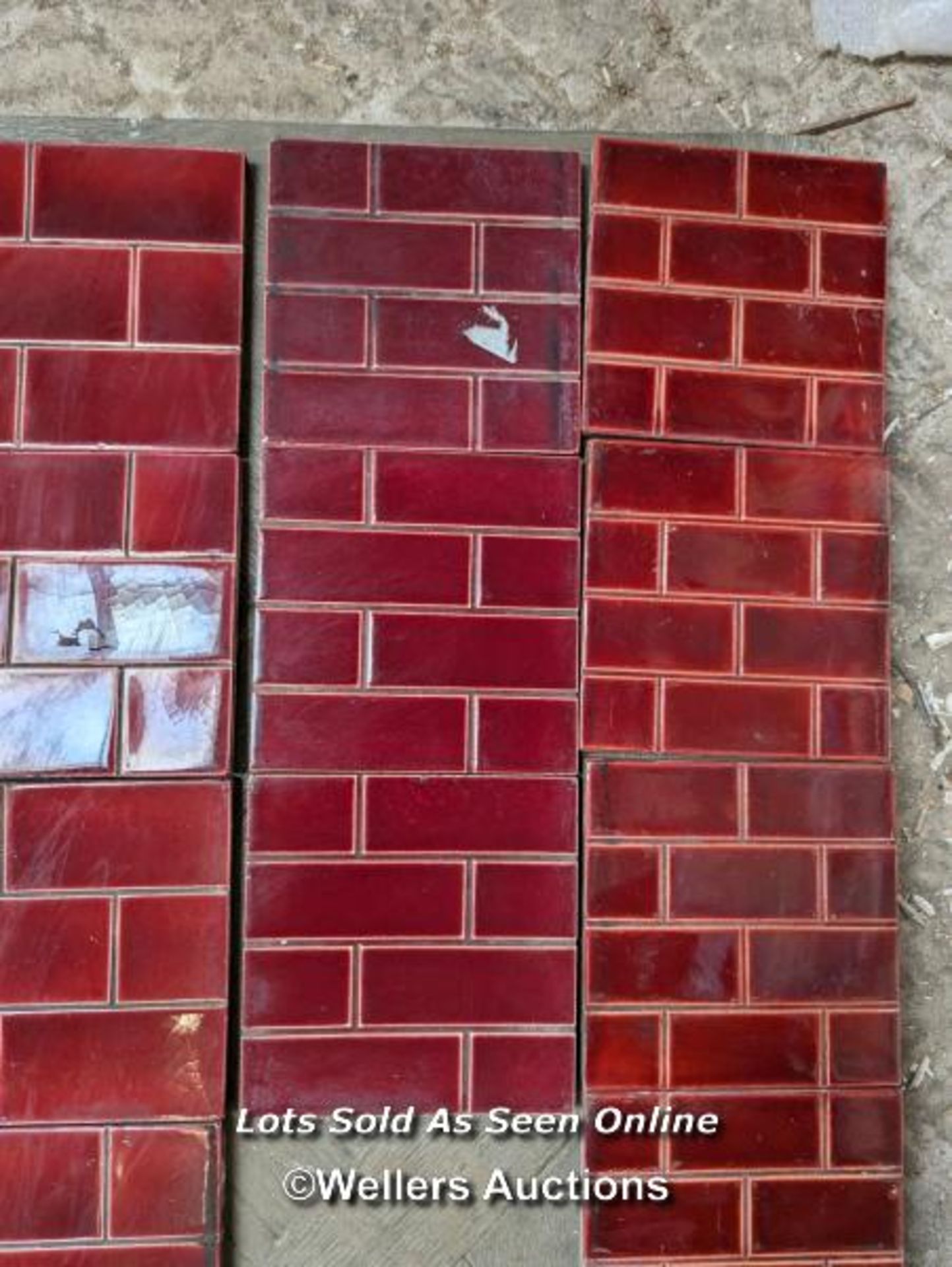 Mixed batch of 22 red/brown Edwardian brick fireplace or hearth tiles. 6" x 6" - Image 4 of 6